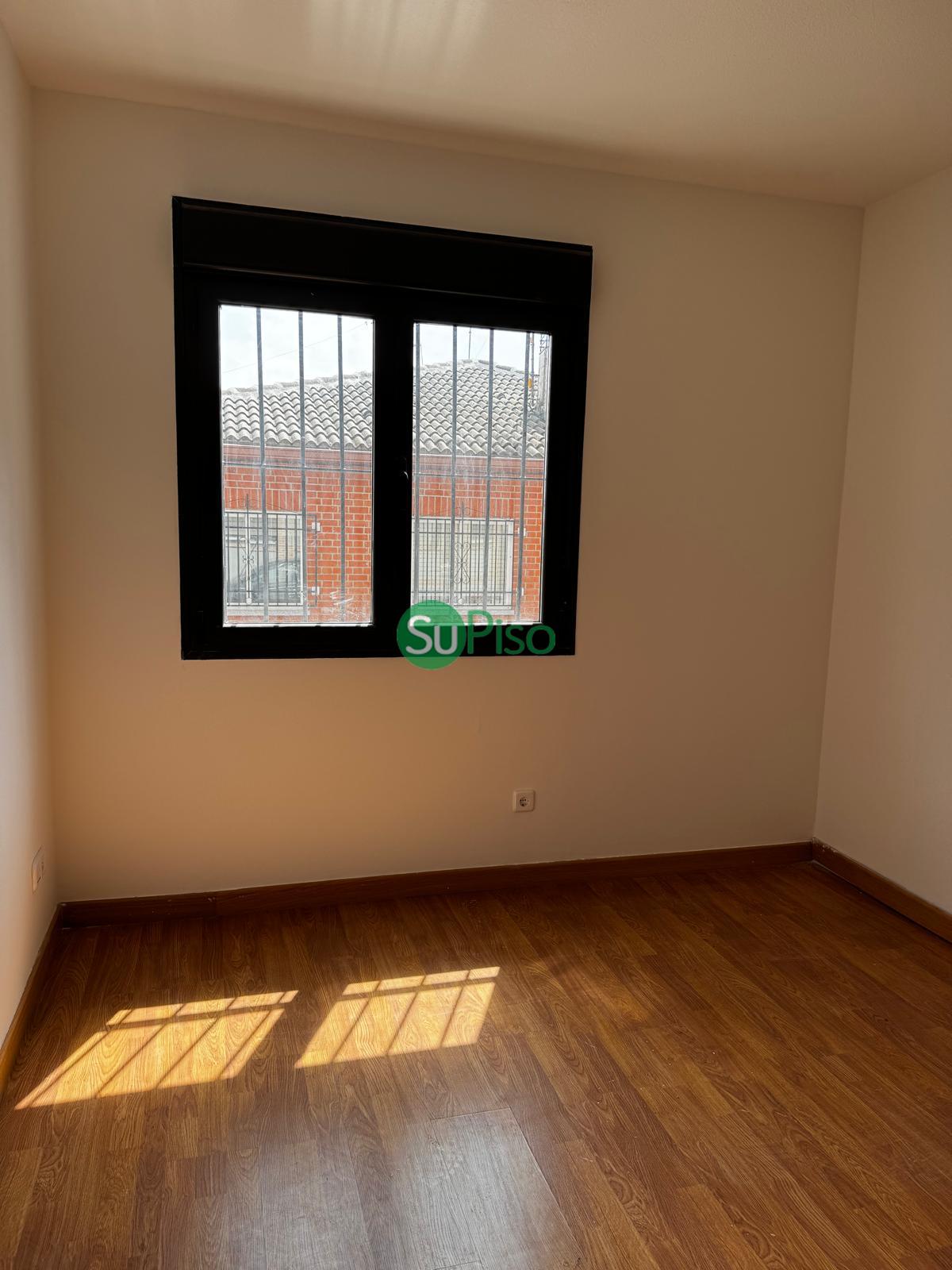 For sale of flat in Fuensalida