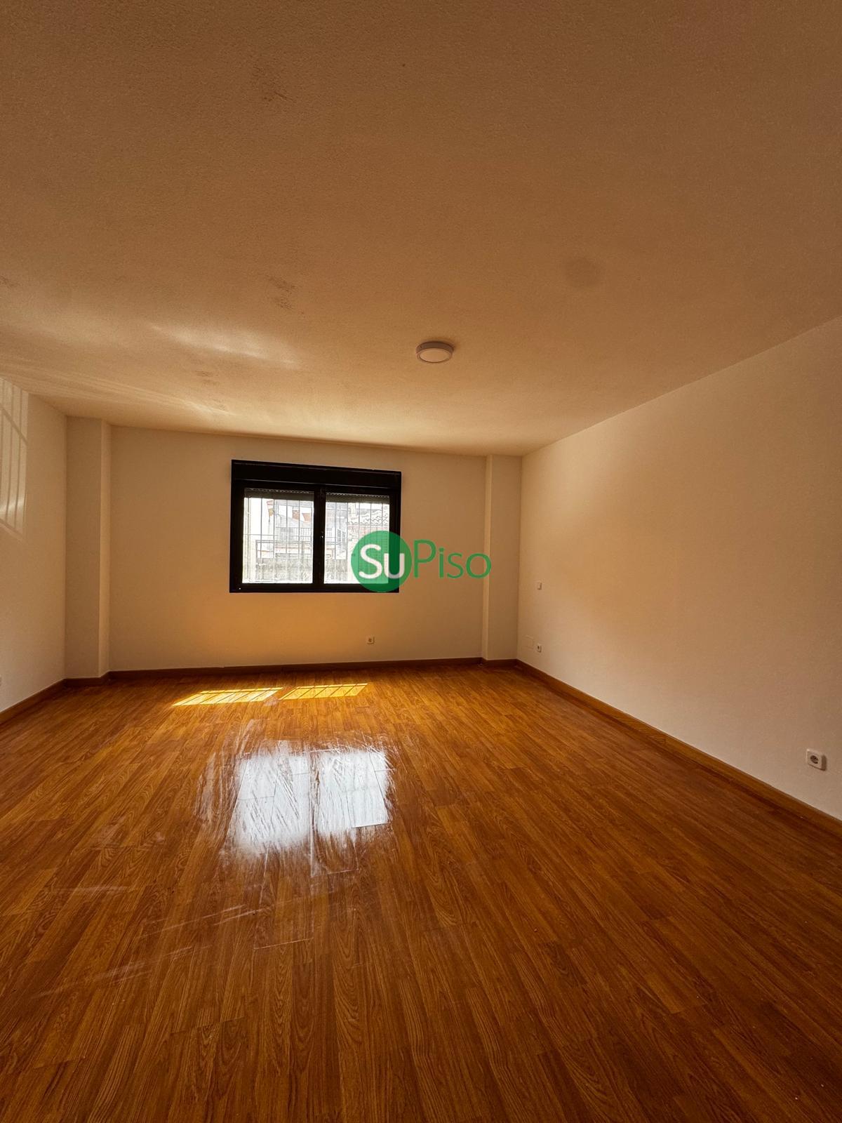 For sale of flat in Fuensalida