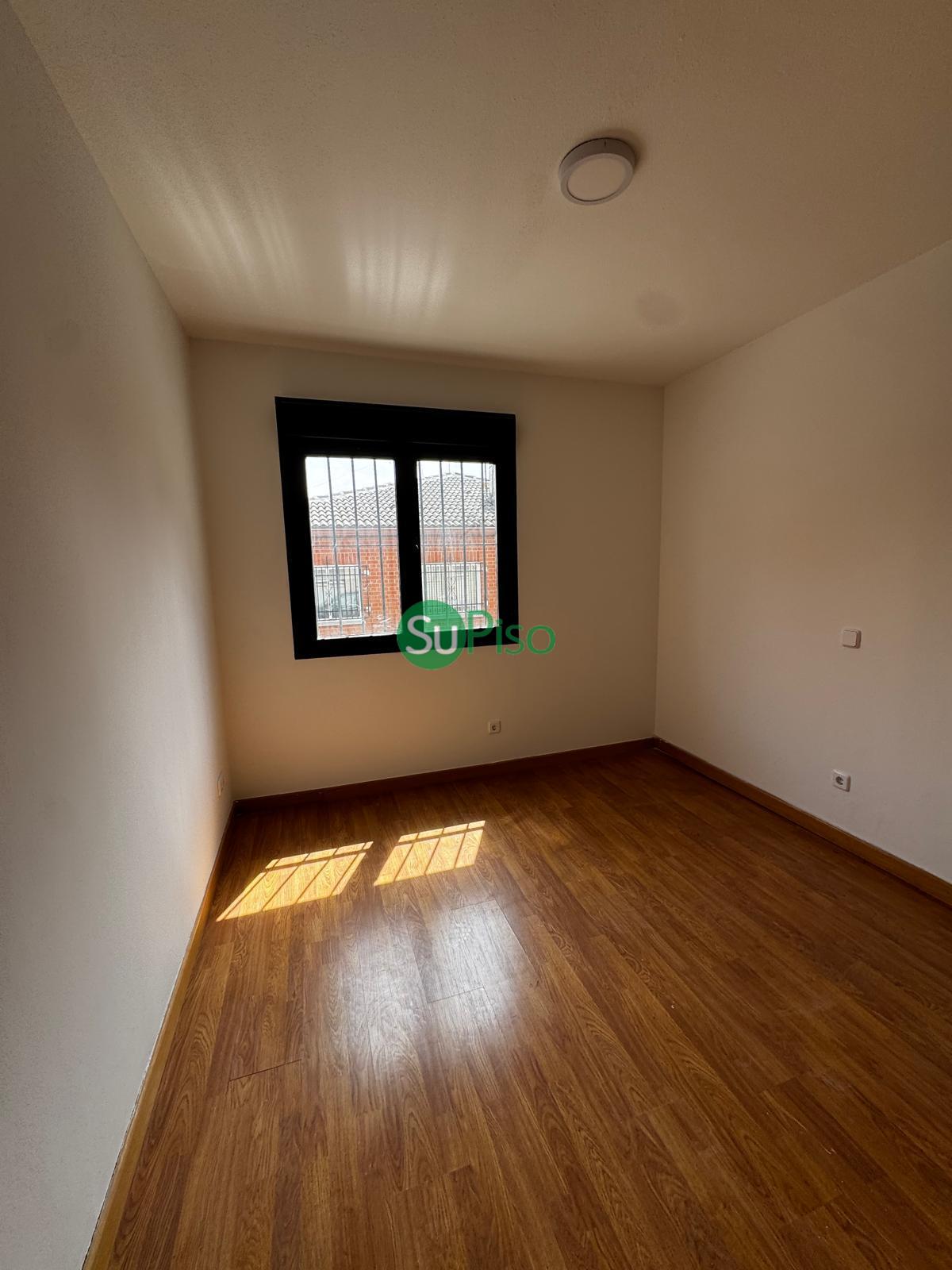 For sale of flat in Fuensalida