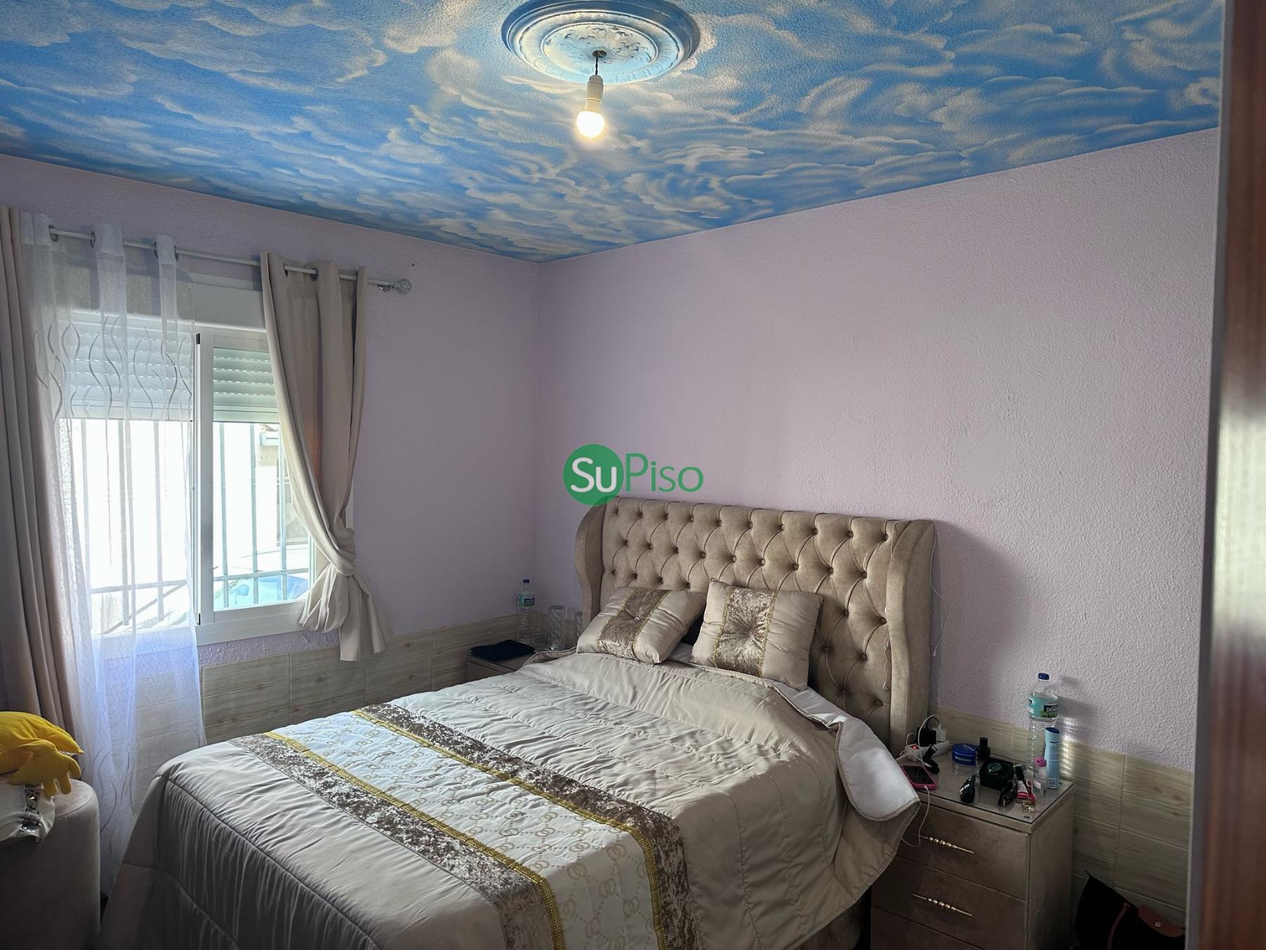 For sale of flat in Yuncler