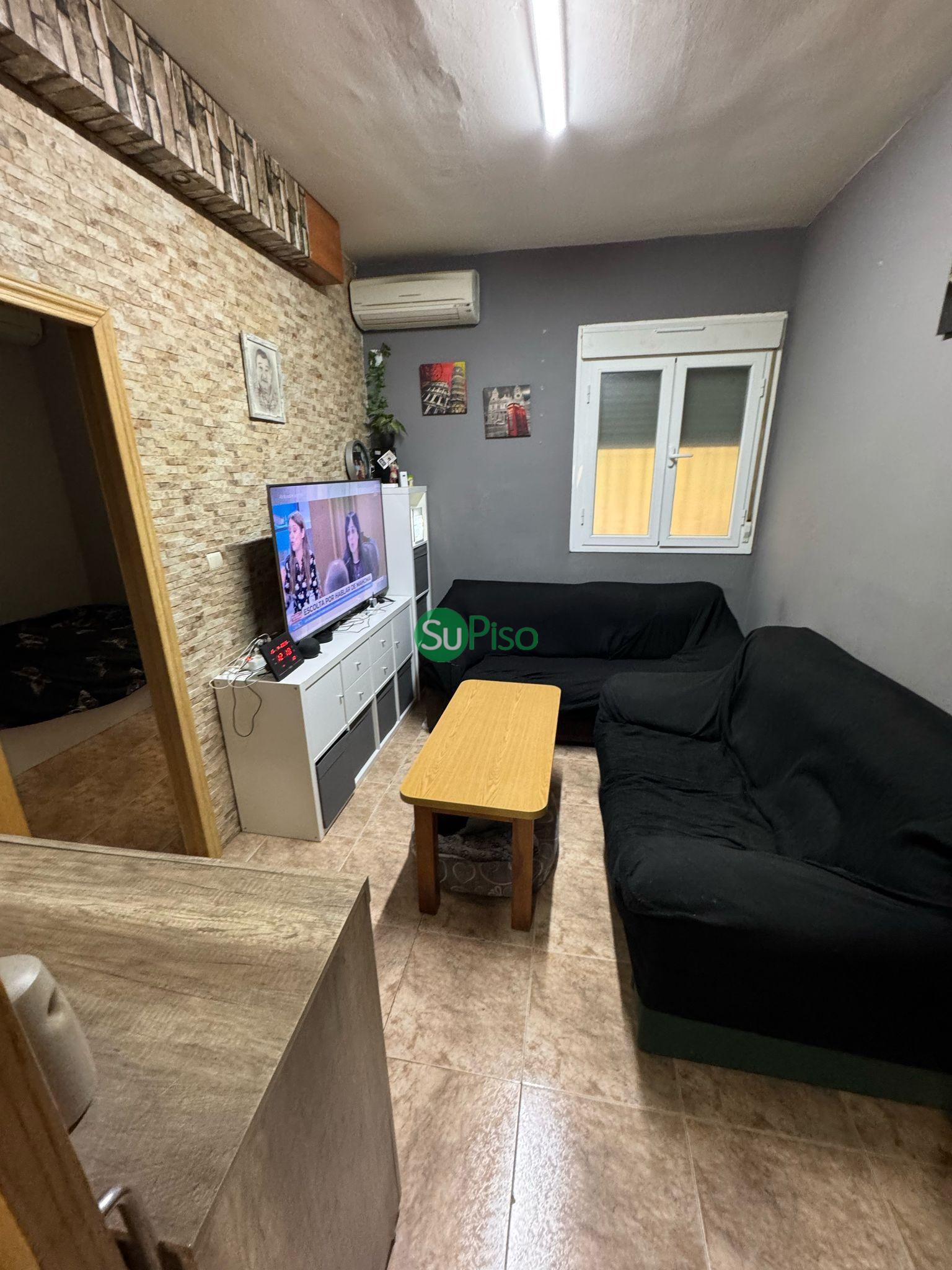 For sale of flat in Esquivias
