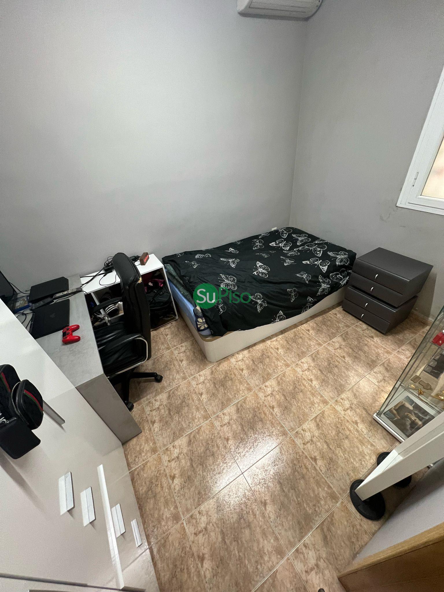 For sale of flat in Esquivias