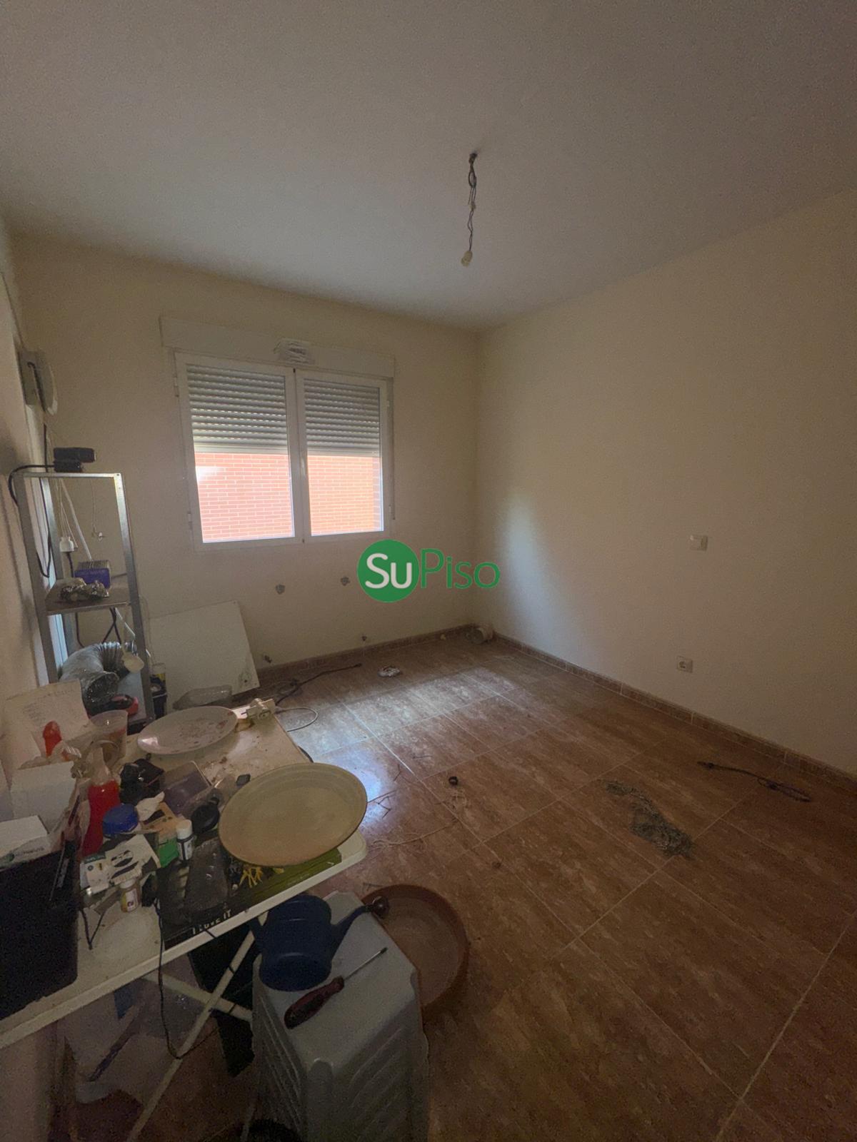 For sale of chalet in Yeles
