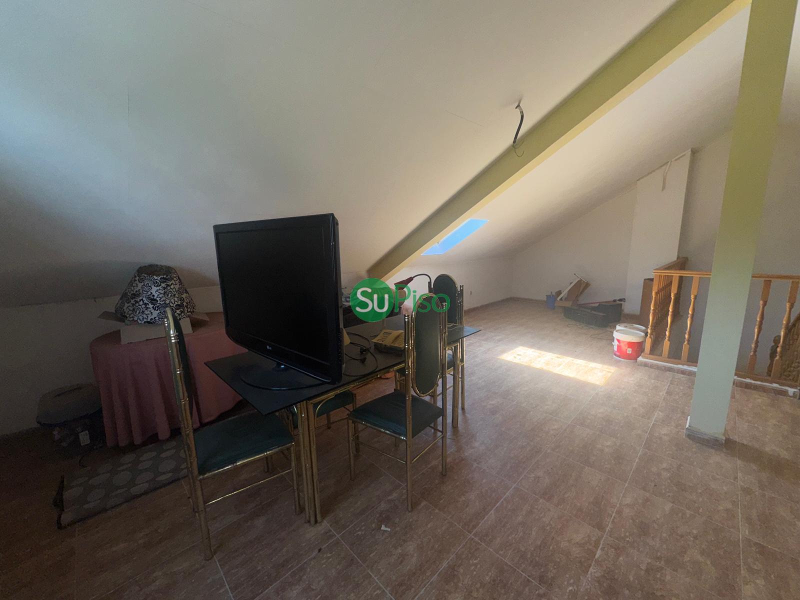 For sale of chalet in Yeles