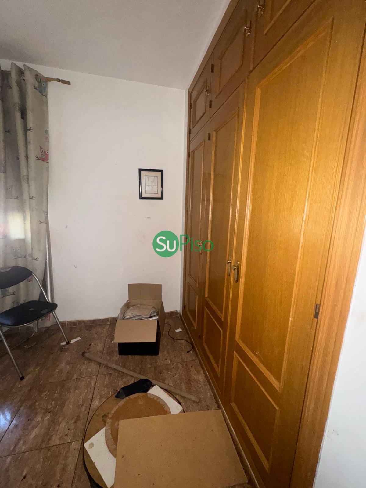 For sale of chalet in Yeles