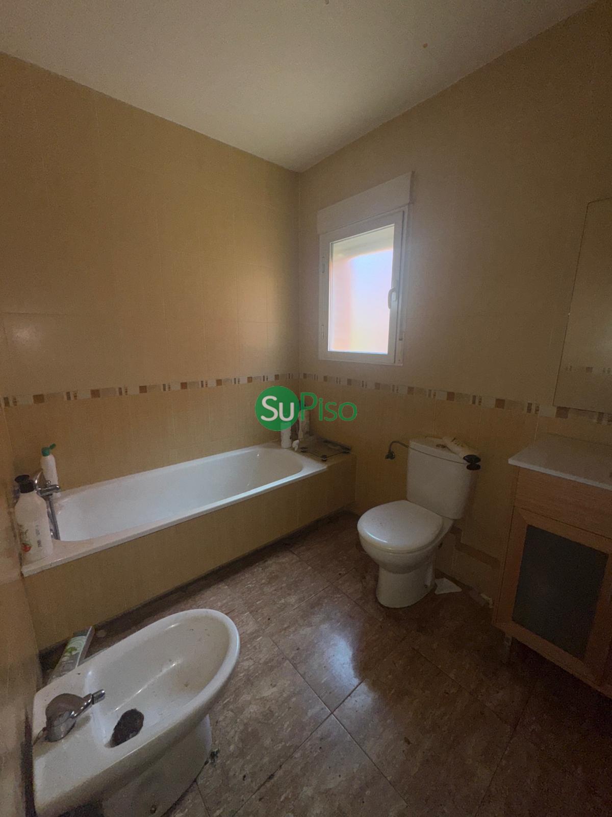 For sale of chalet in Yeles
