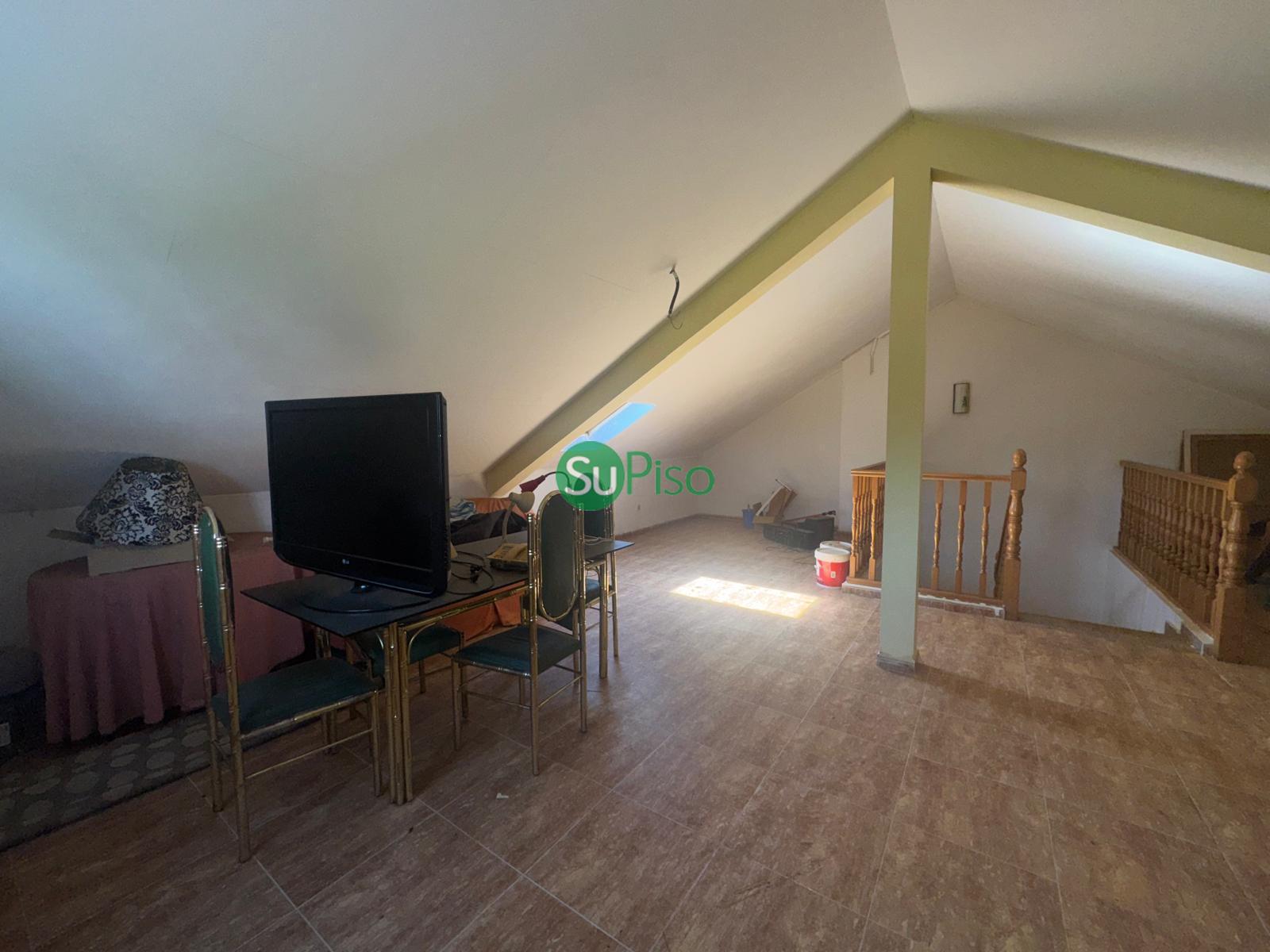 For sale of chalet in Yeles