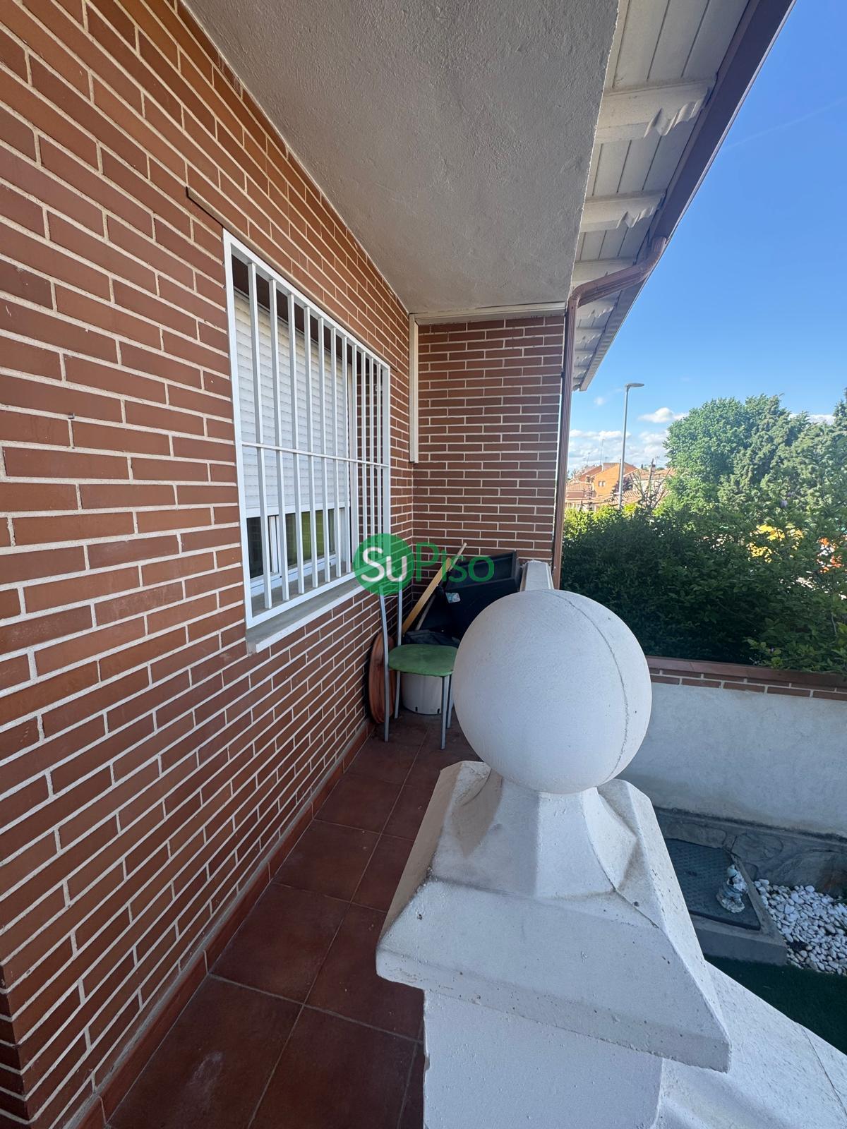 For sale of chalet in Yeles