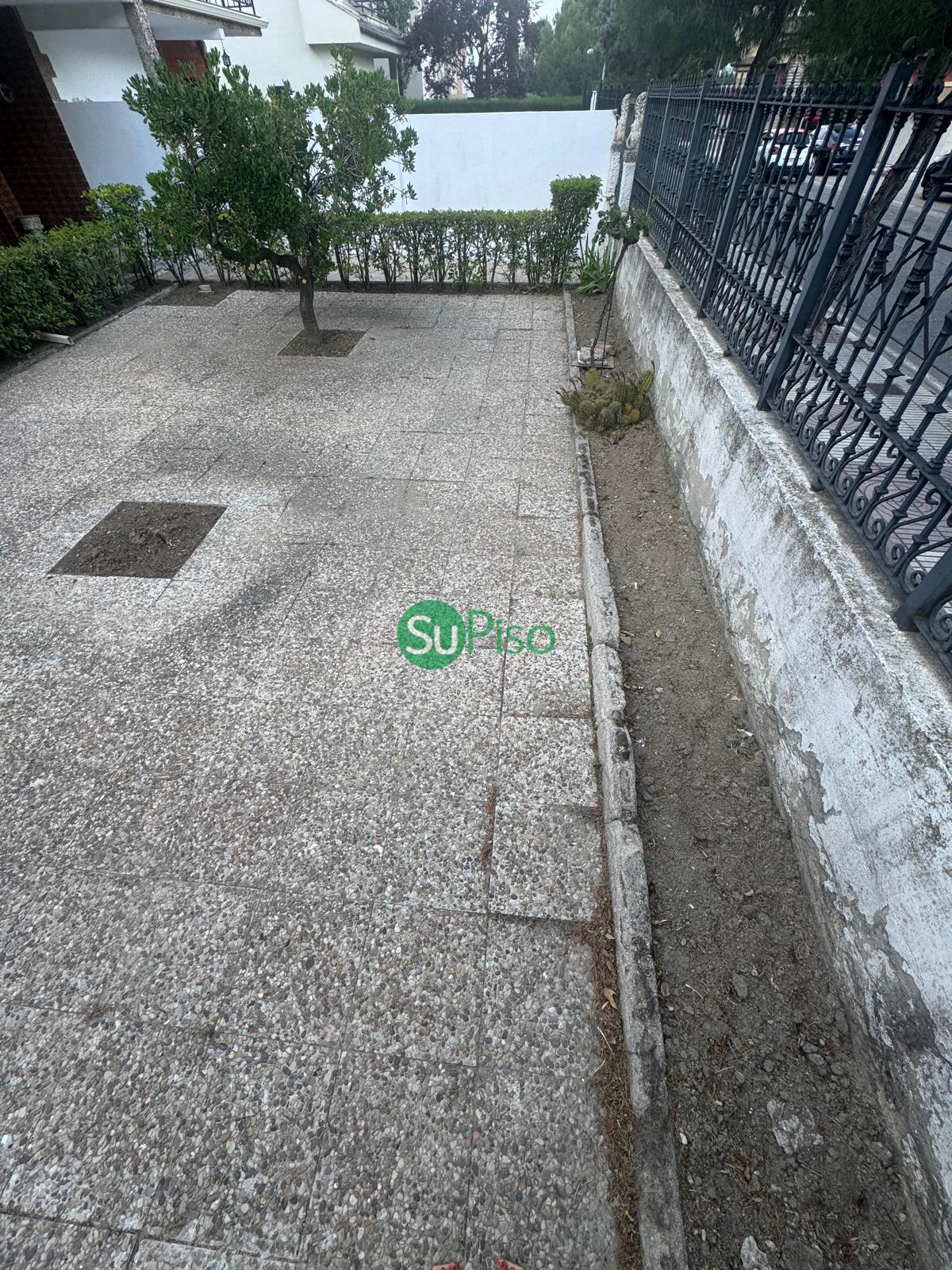 For sale of house in Esquivias