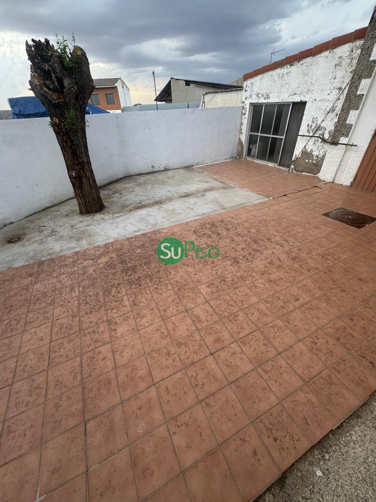 For sale of house in Esquivias