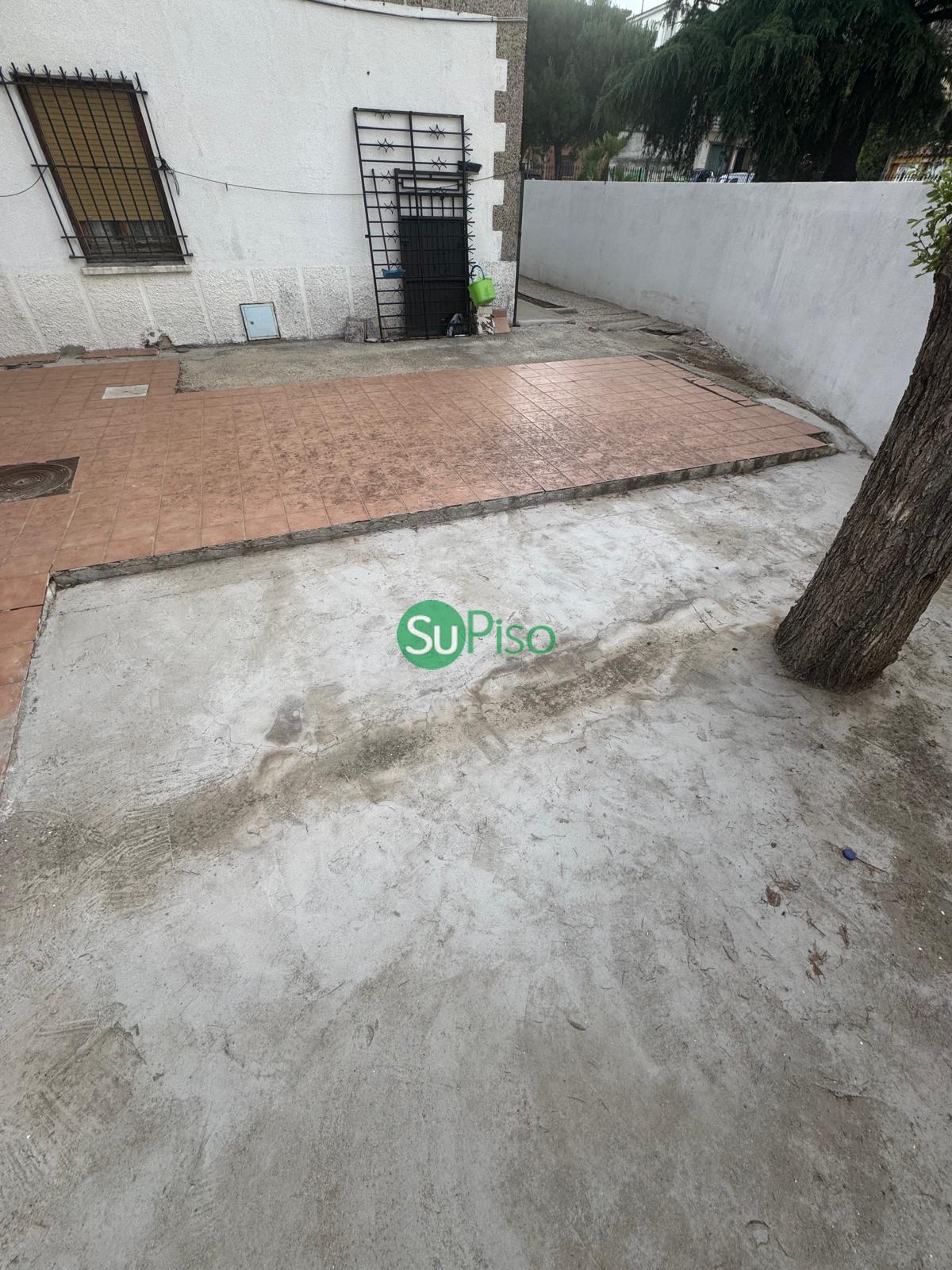 For sale of house in Esquivias