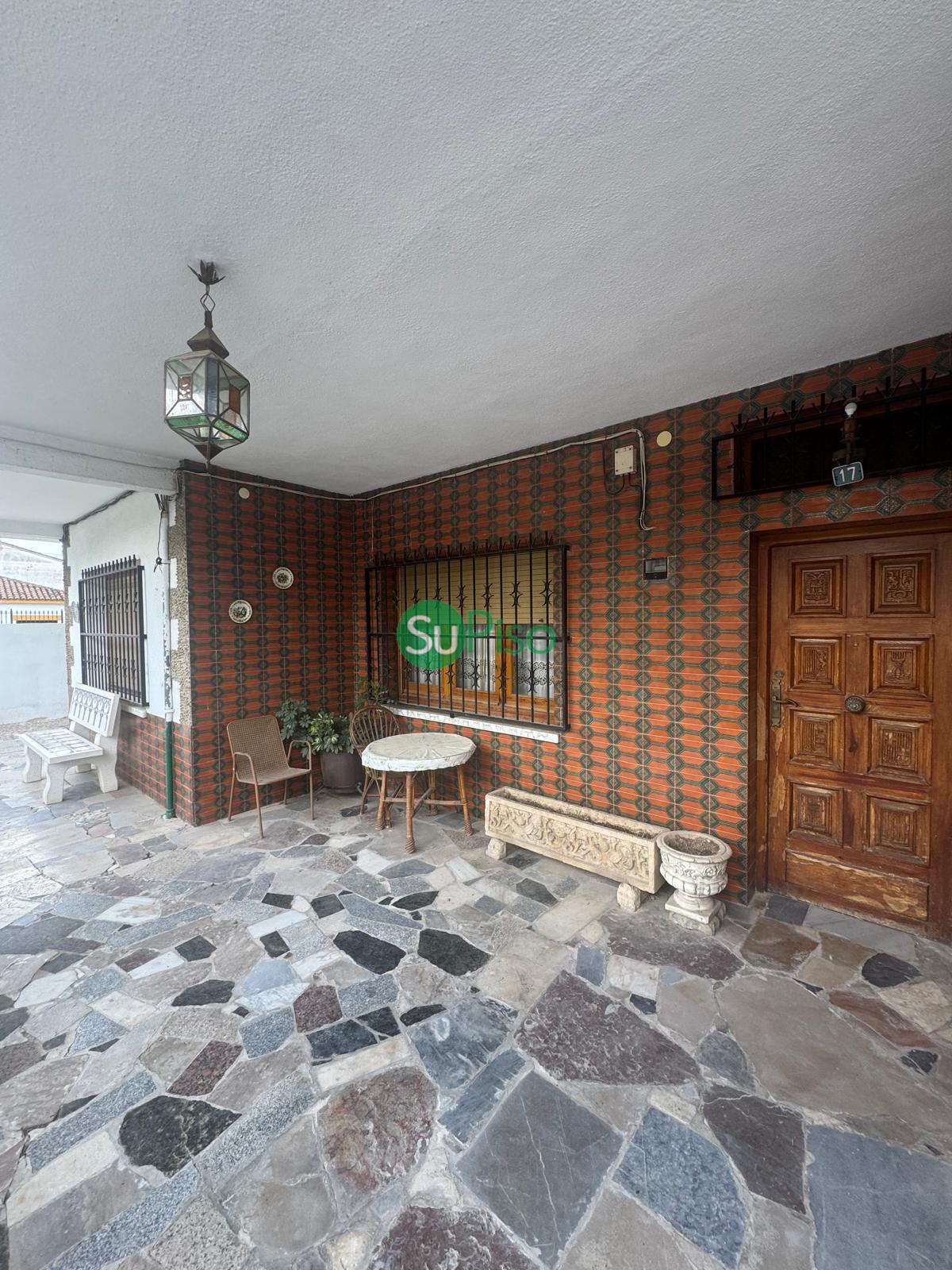 For sale of house in Esquivias
