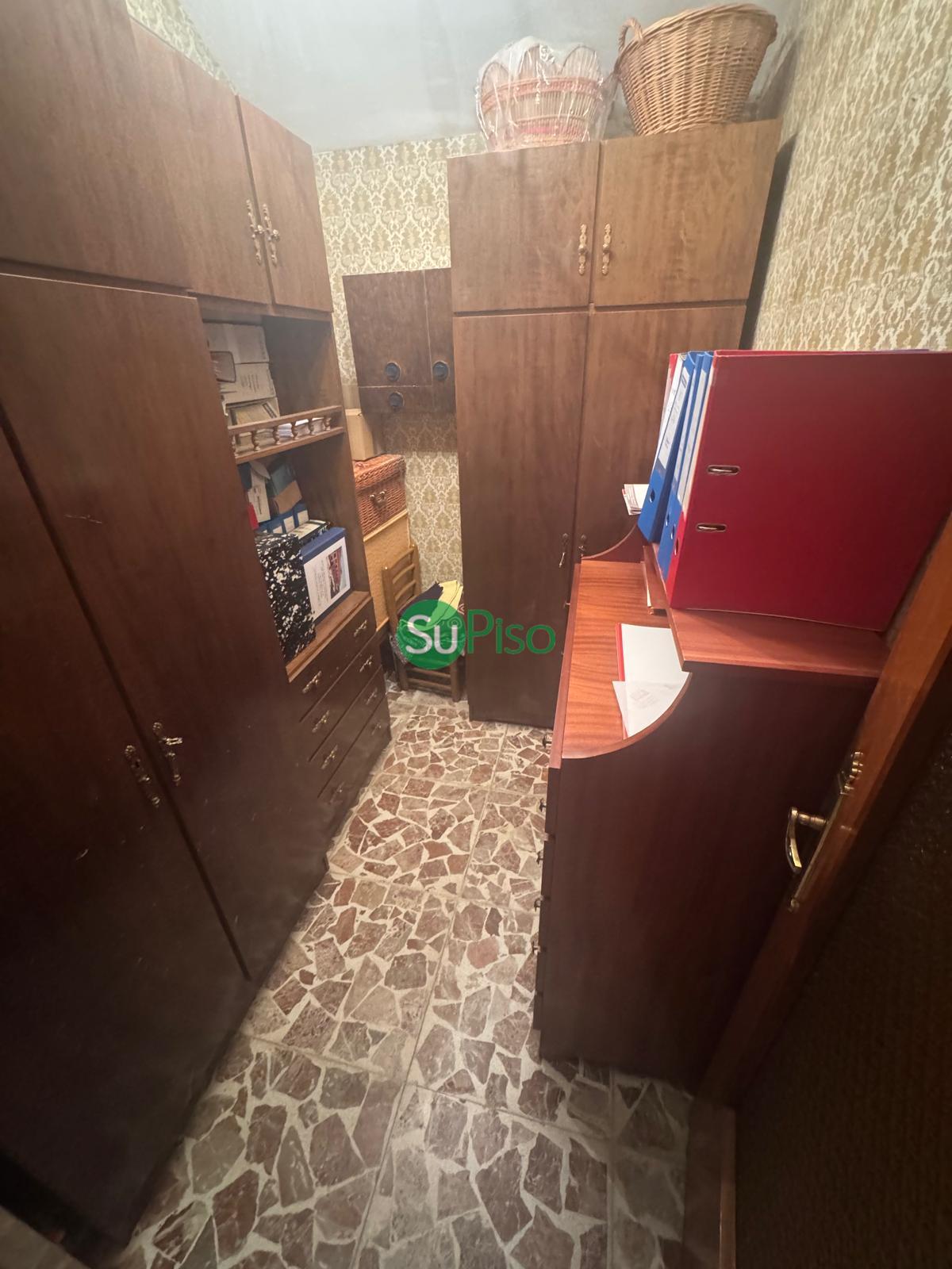 For sale of house in Esquivias