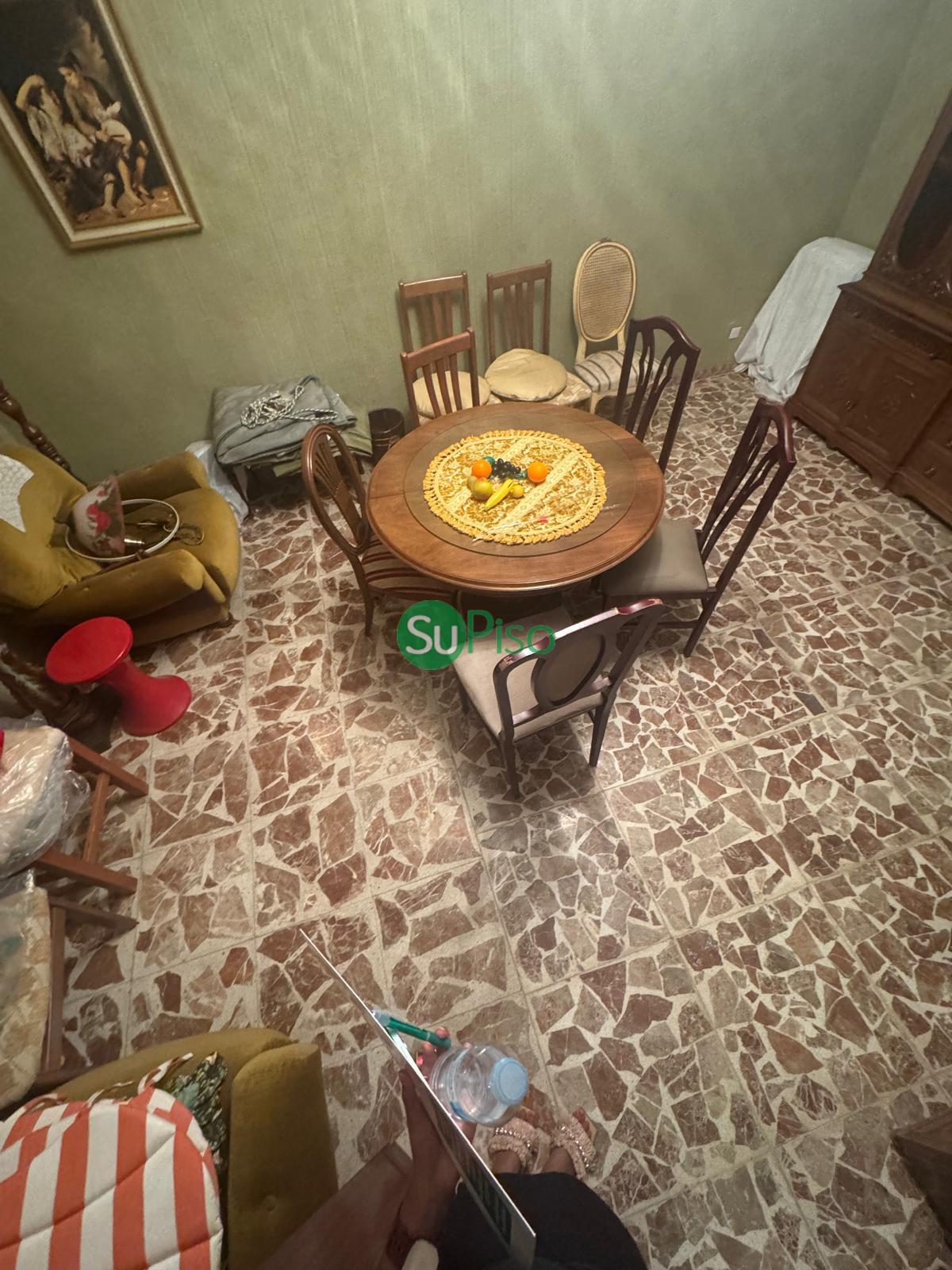 For sale of house in Esquivias