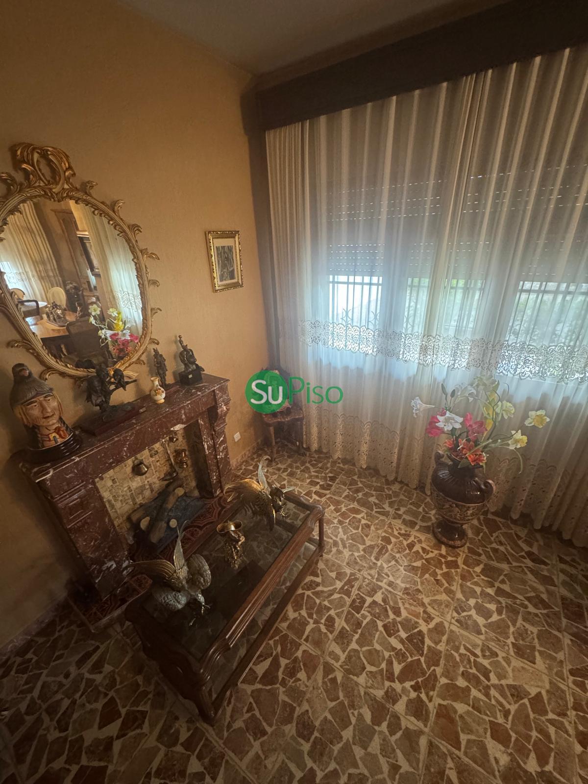 For sale of house in Esquivias
