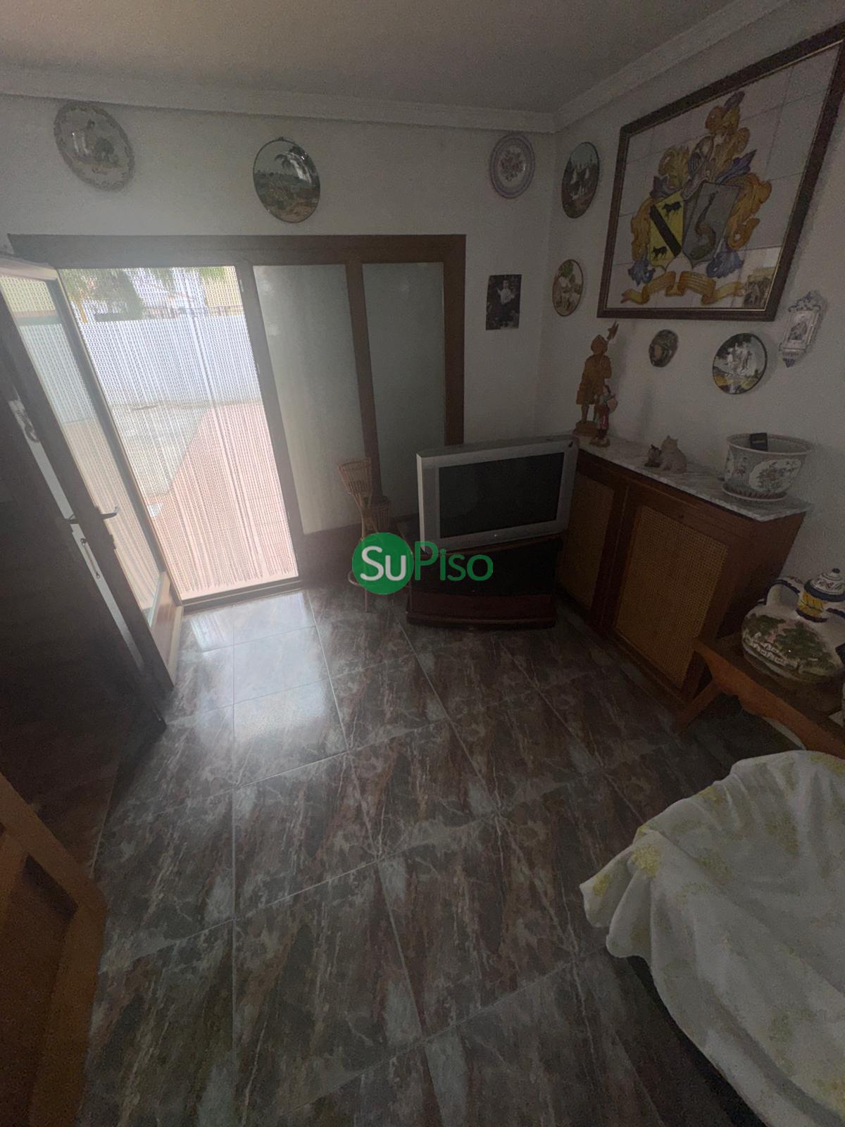 For sale of house in Esquivias