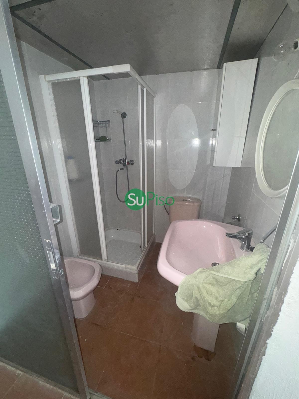 For sale of house in Esquivias