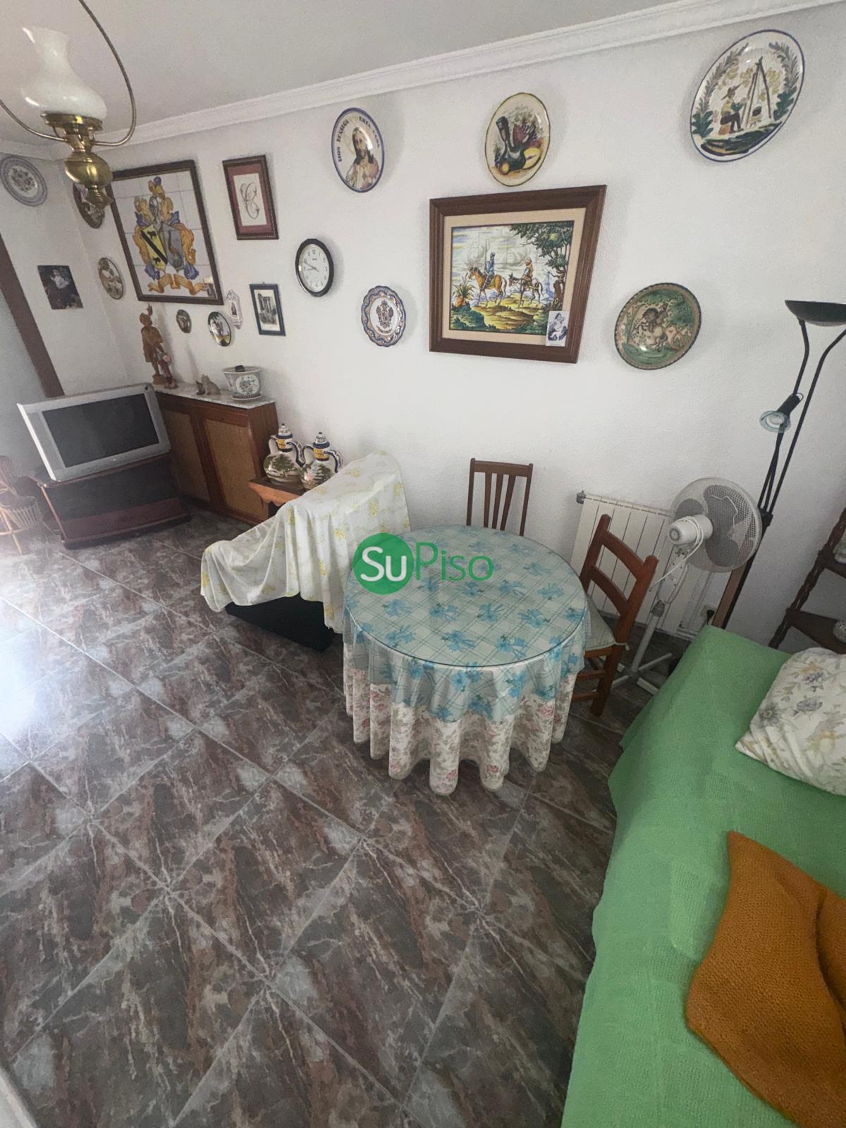 For sale of house in Esquivias