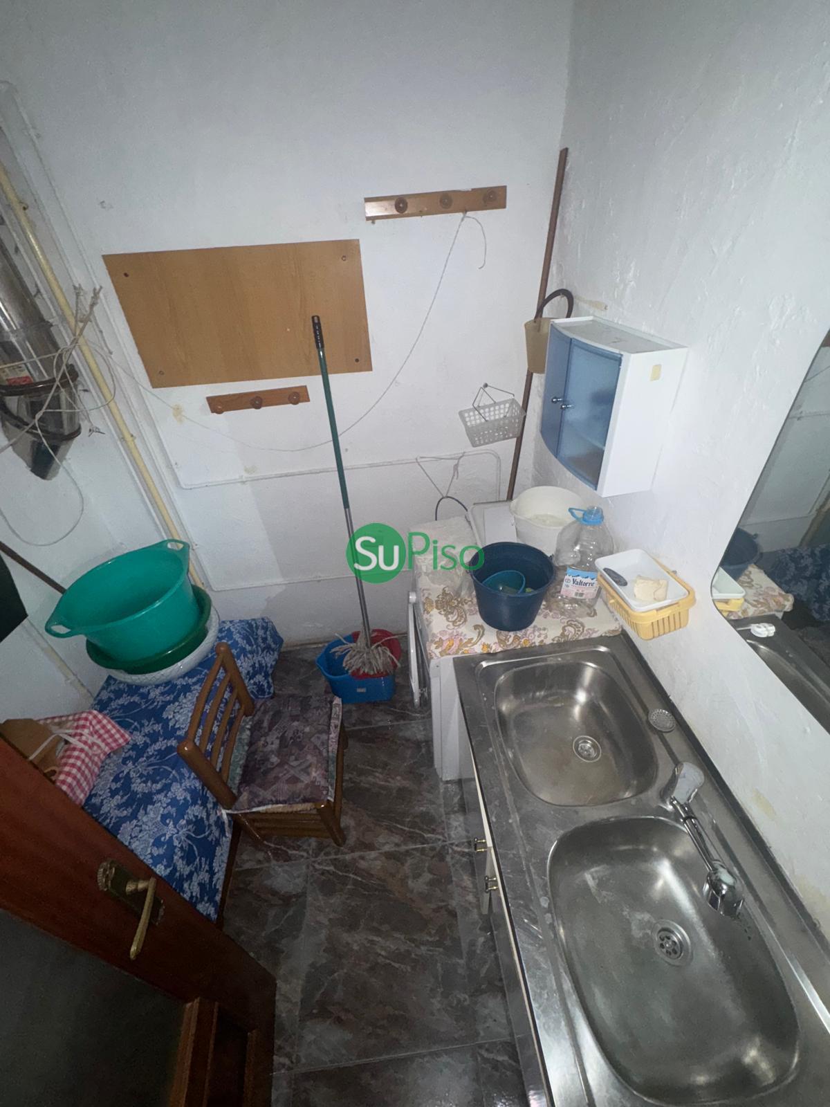 For sale of house in Esquivias