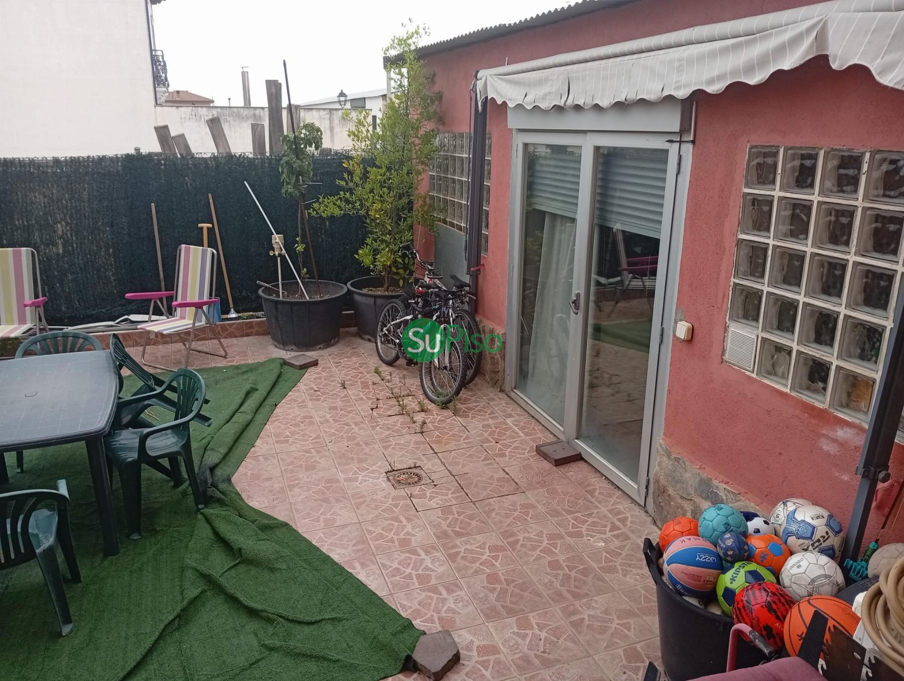 For sale of chalet in Borox