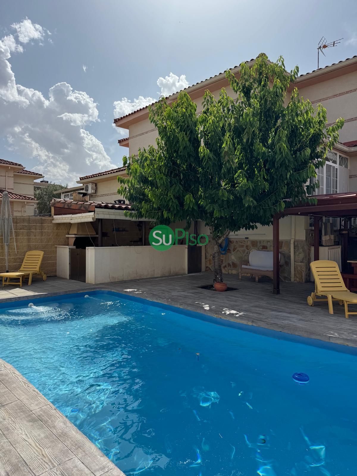 For sale of chalet in Cedillo del Condado