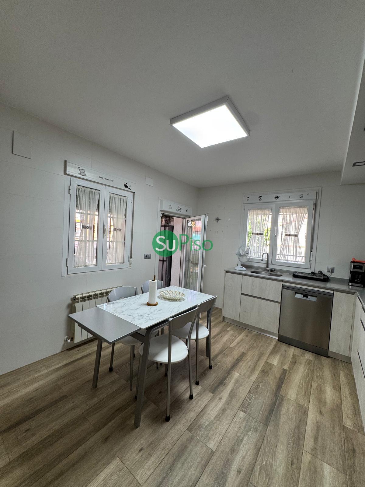 For sale of chalet in Cedillo del Condado
