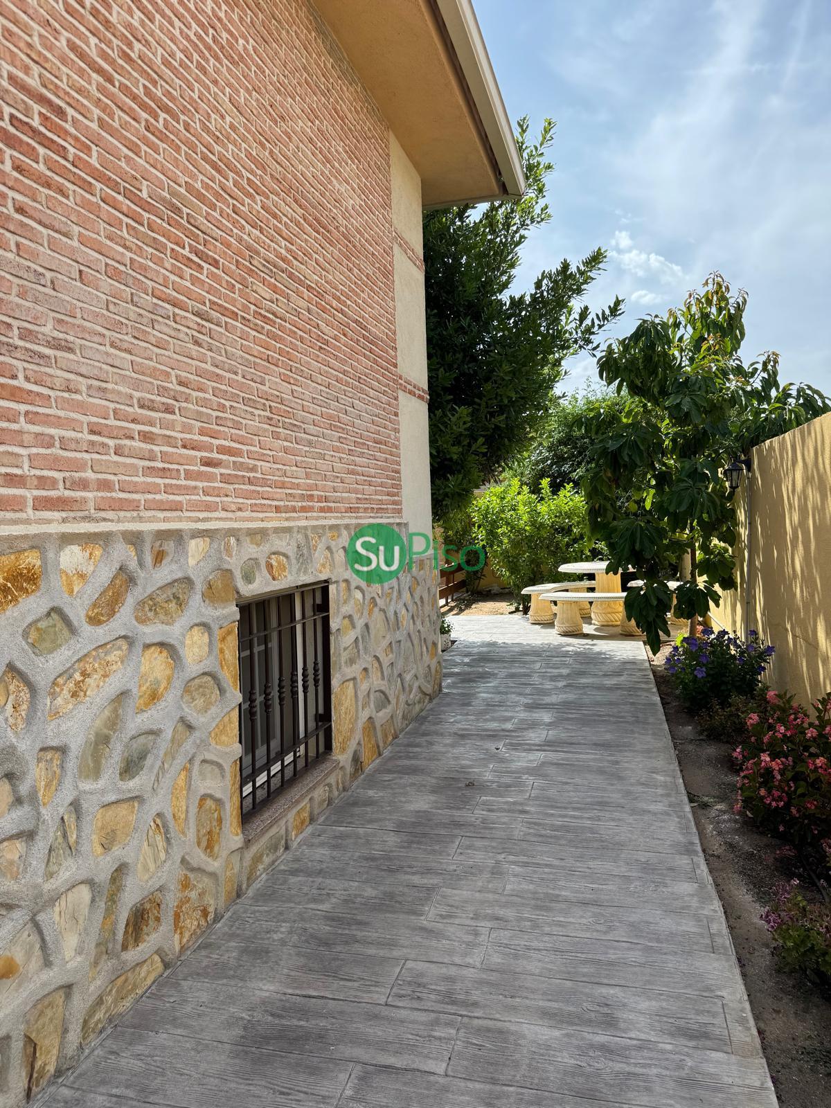 For sale of chalet in Cedillo del Condado