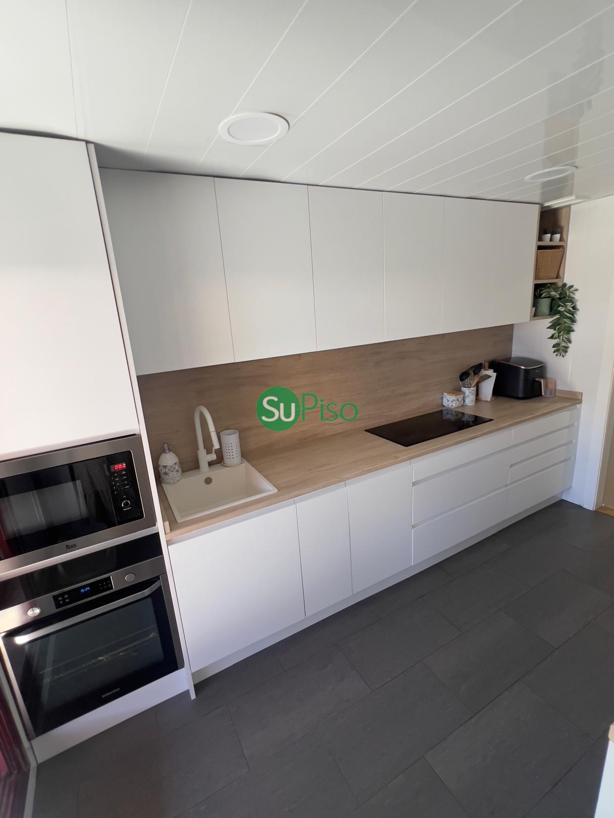 For sale of flat in Illescas