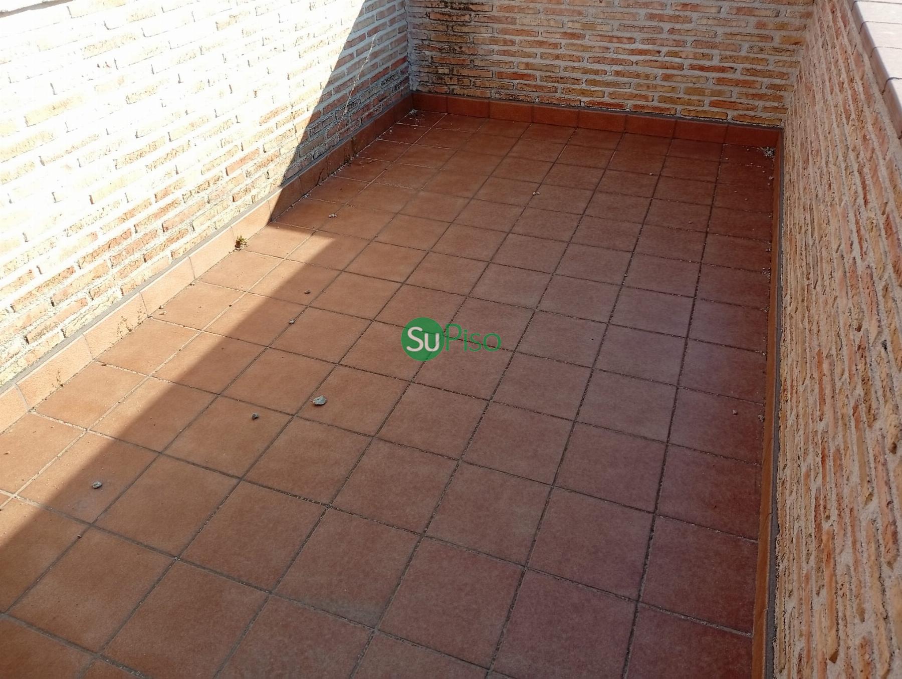 For sale of chalet in Yeles