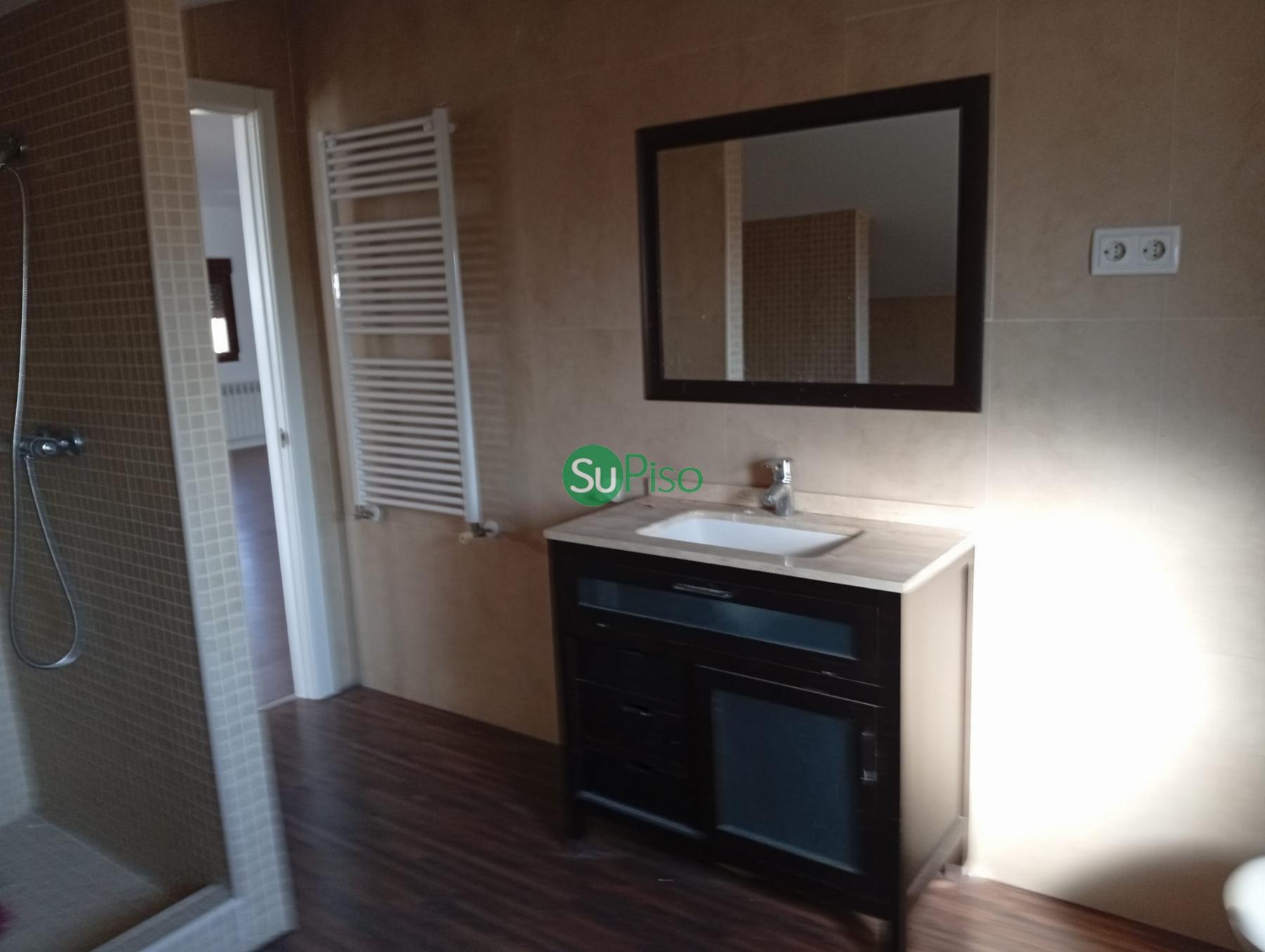 For sale of chalet in Yeles
