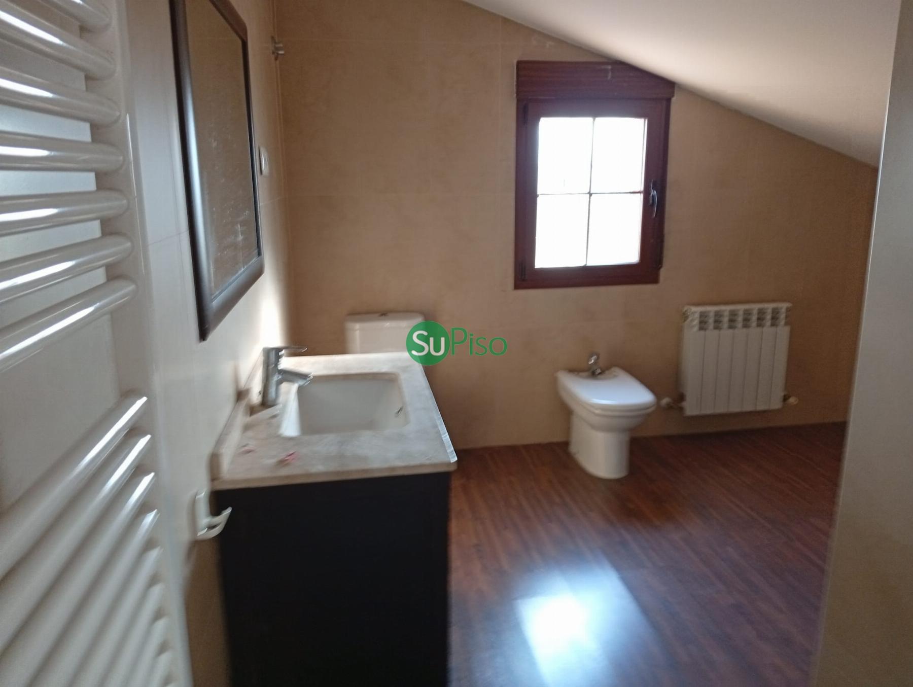For sale of chalet in Yeles
