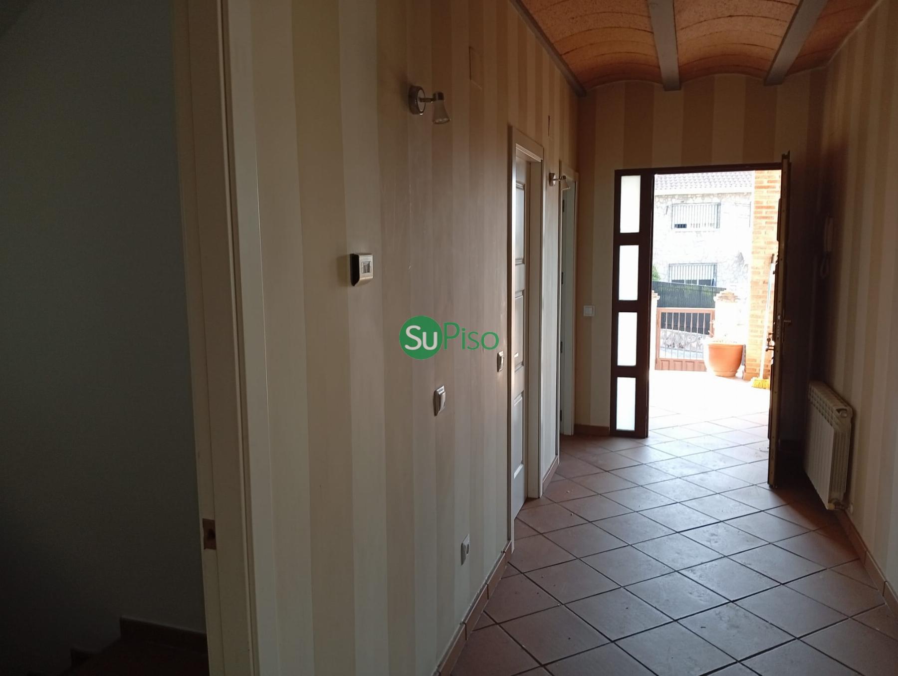 For sale of chalet in Yeles