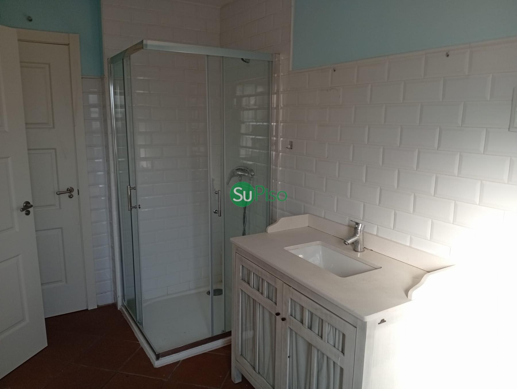 For sale of chalet in Yeles