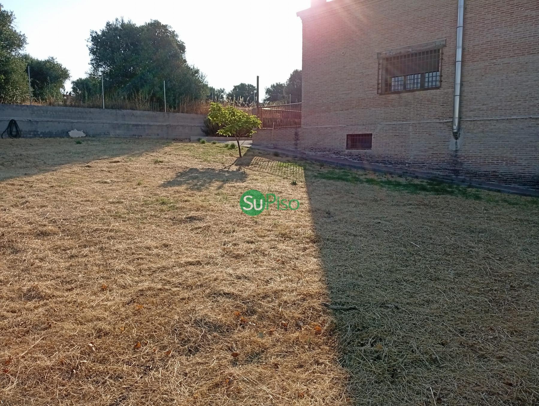 For sale of chalet in Yeles