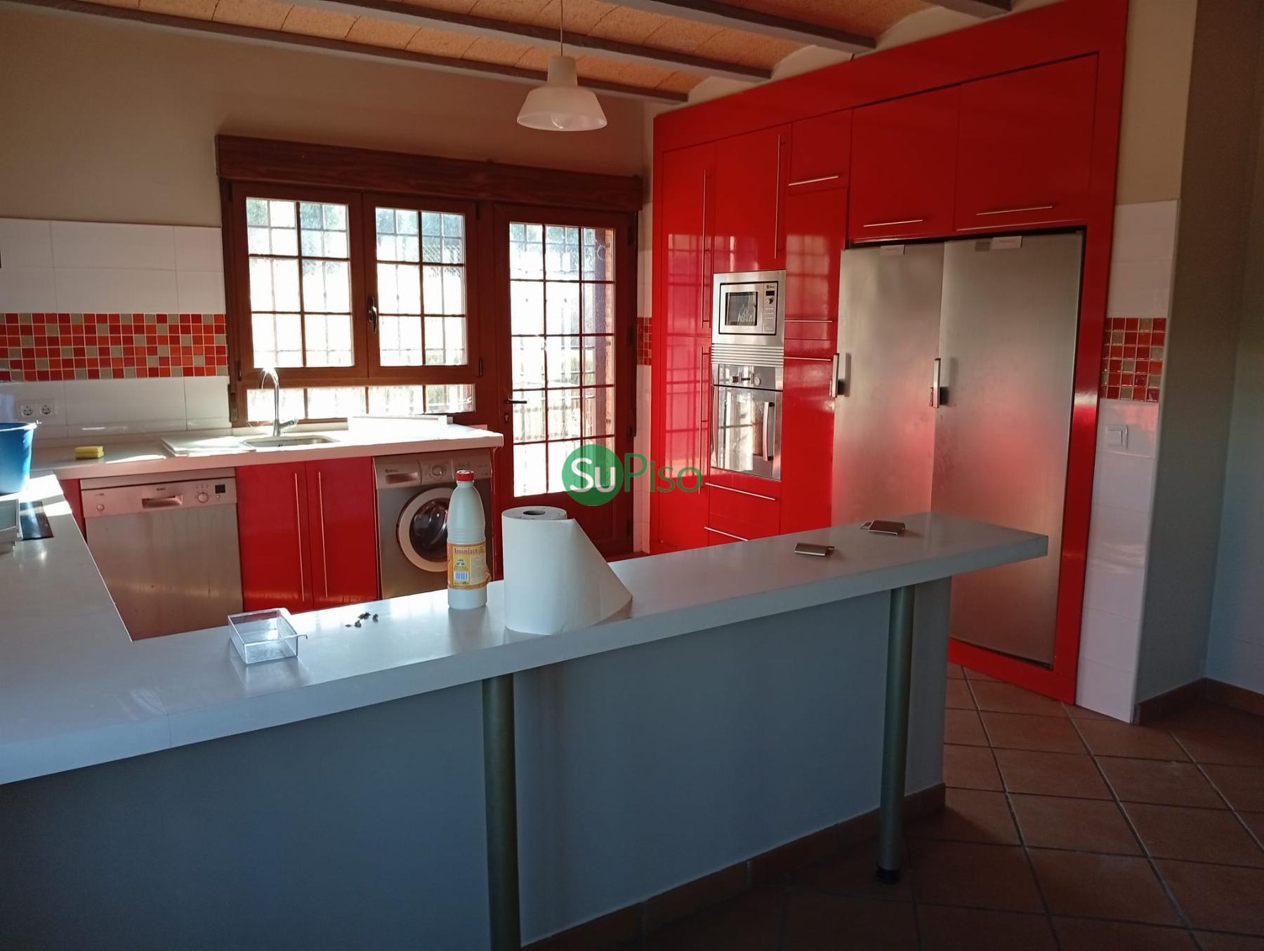 For sale of chalet in Yeles