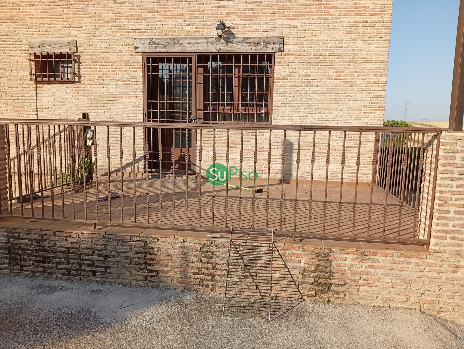 For sale of chalet in Yeles