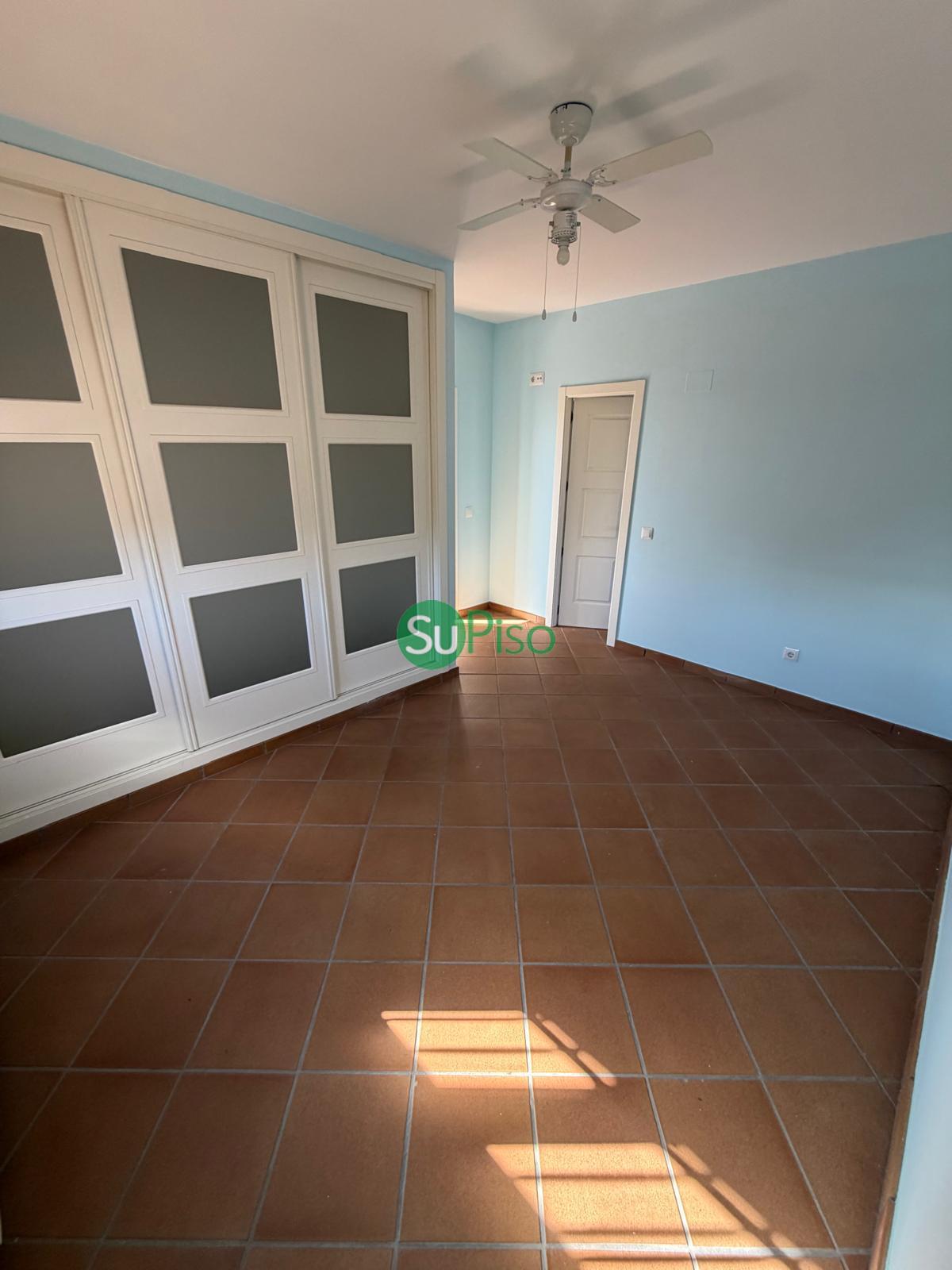 Venta de chalet en Yeles