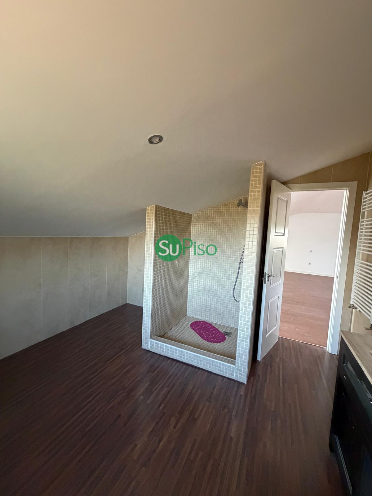 Venta de chalet en Yeles