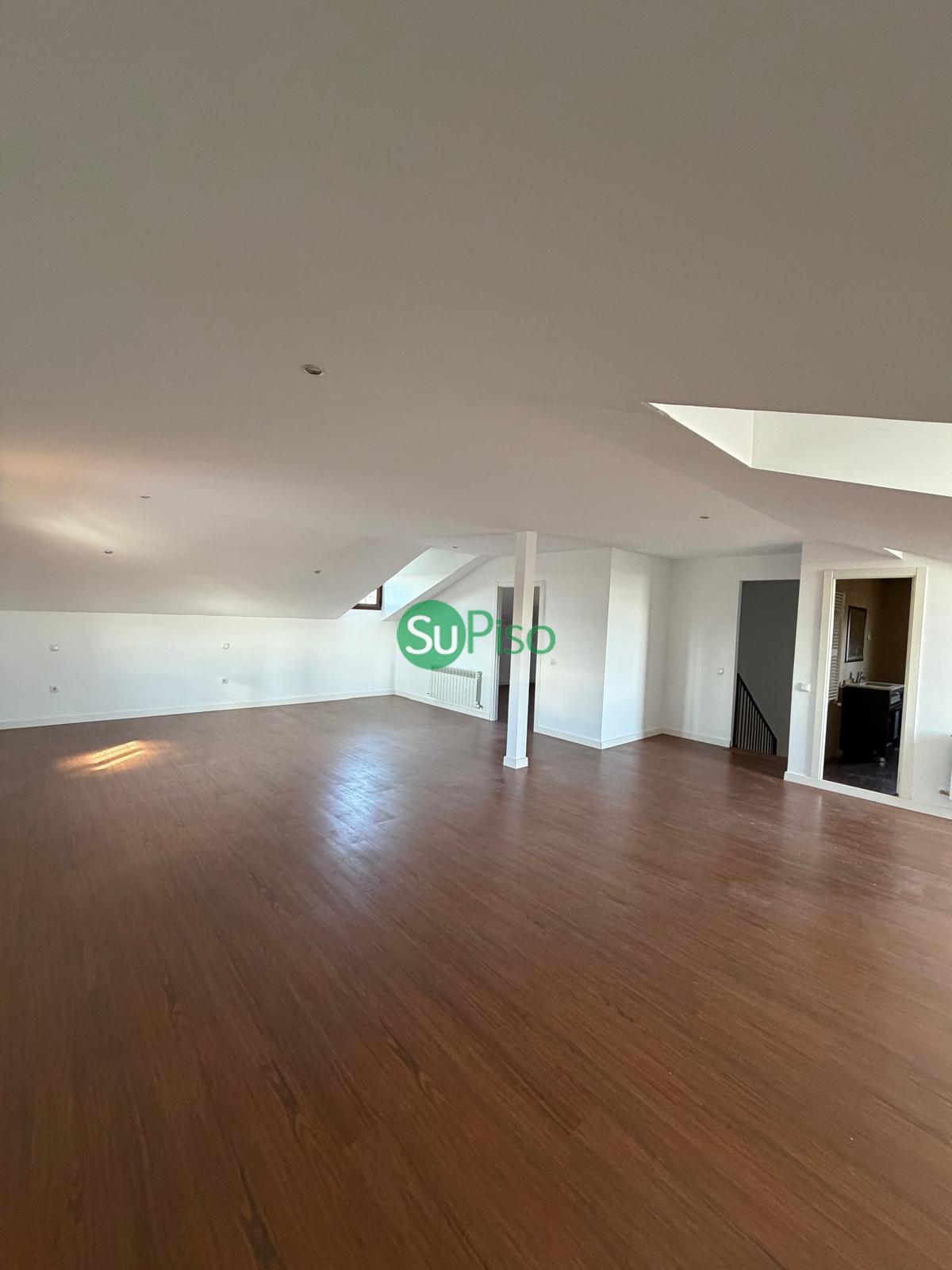 Venta de chalet en Yeles