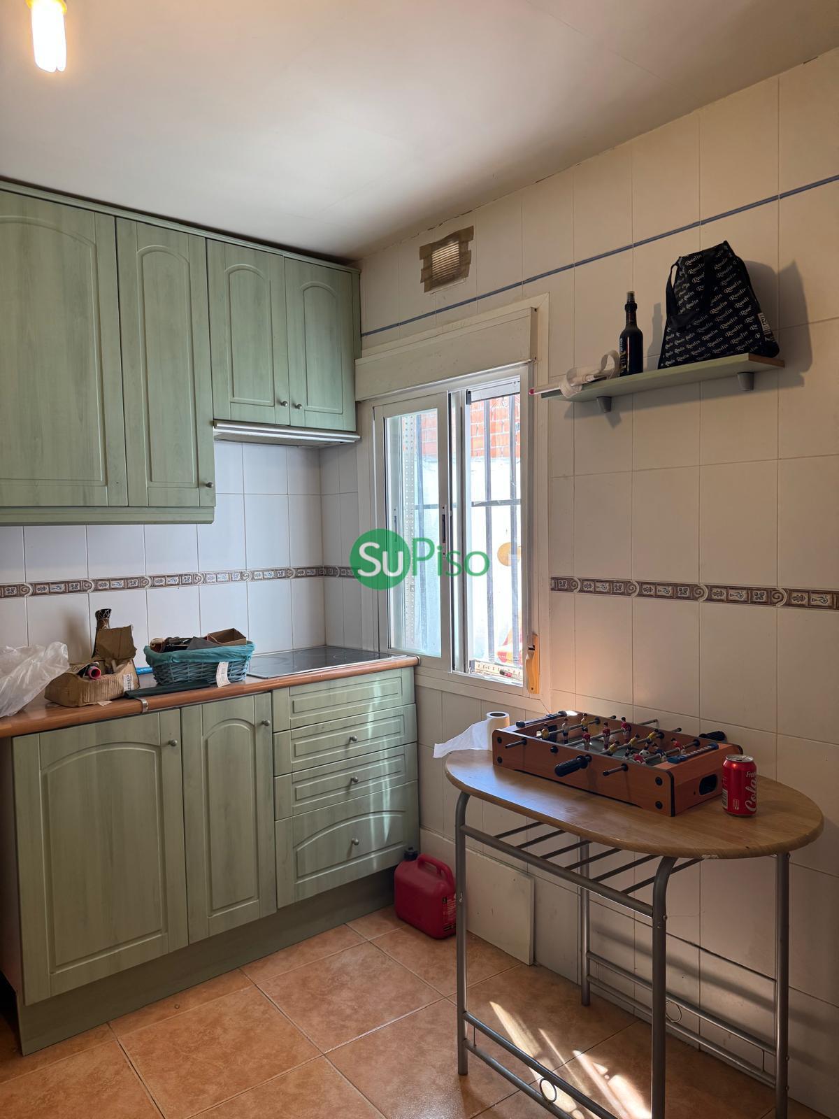 For sale of house in Cedillo del Condado