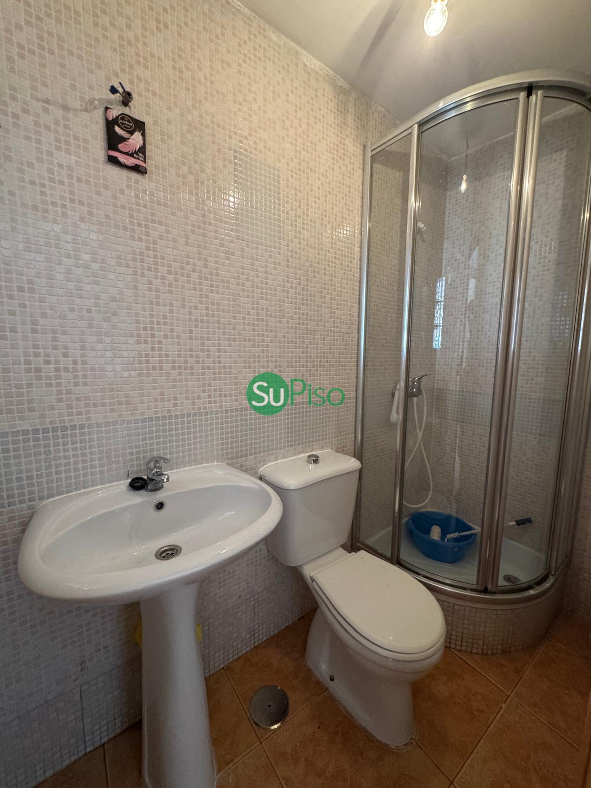 For sale of house in Cedillo del Condado