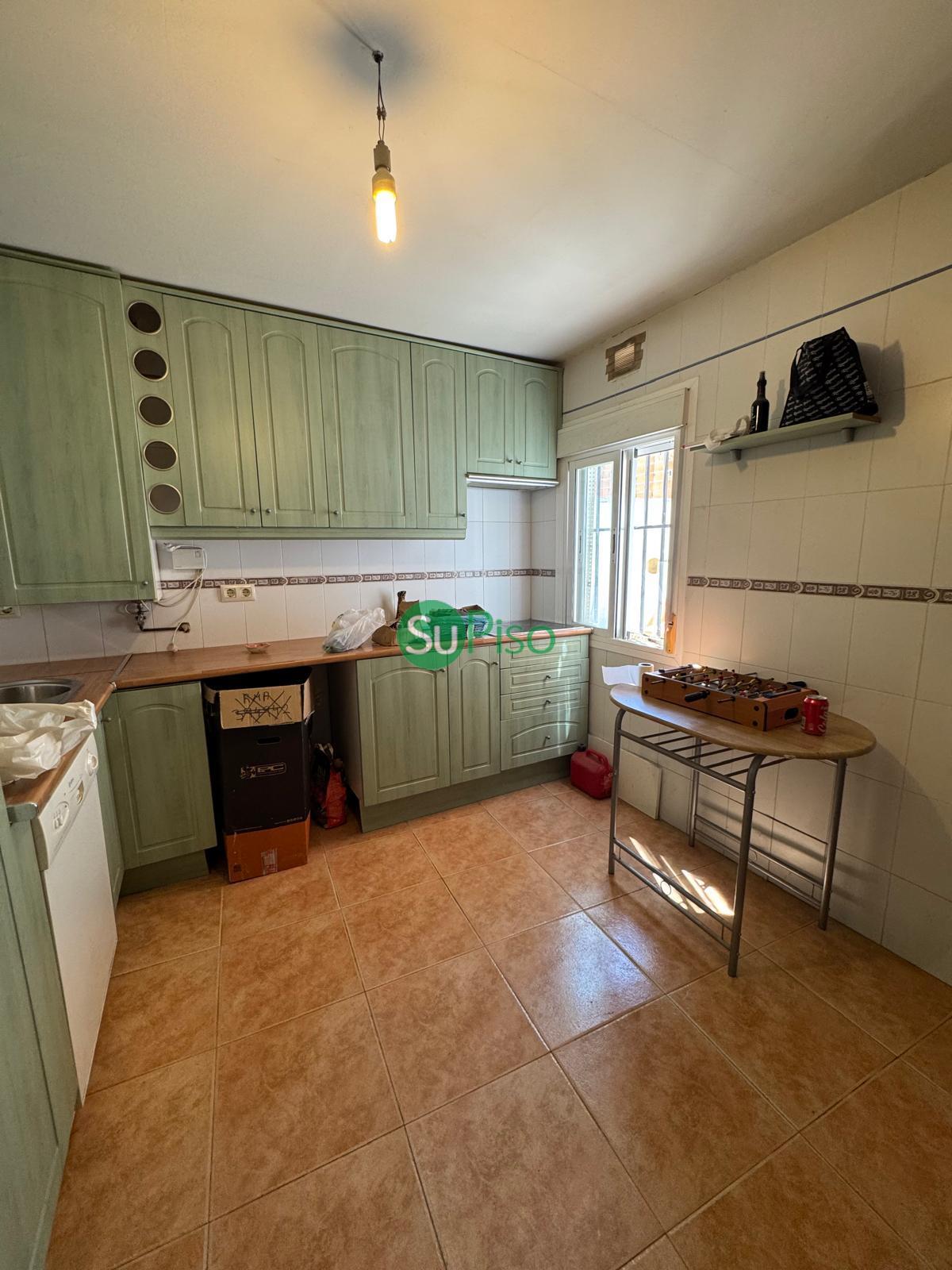 For sale of house in Cedillo del Condado