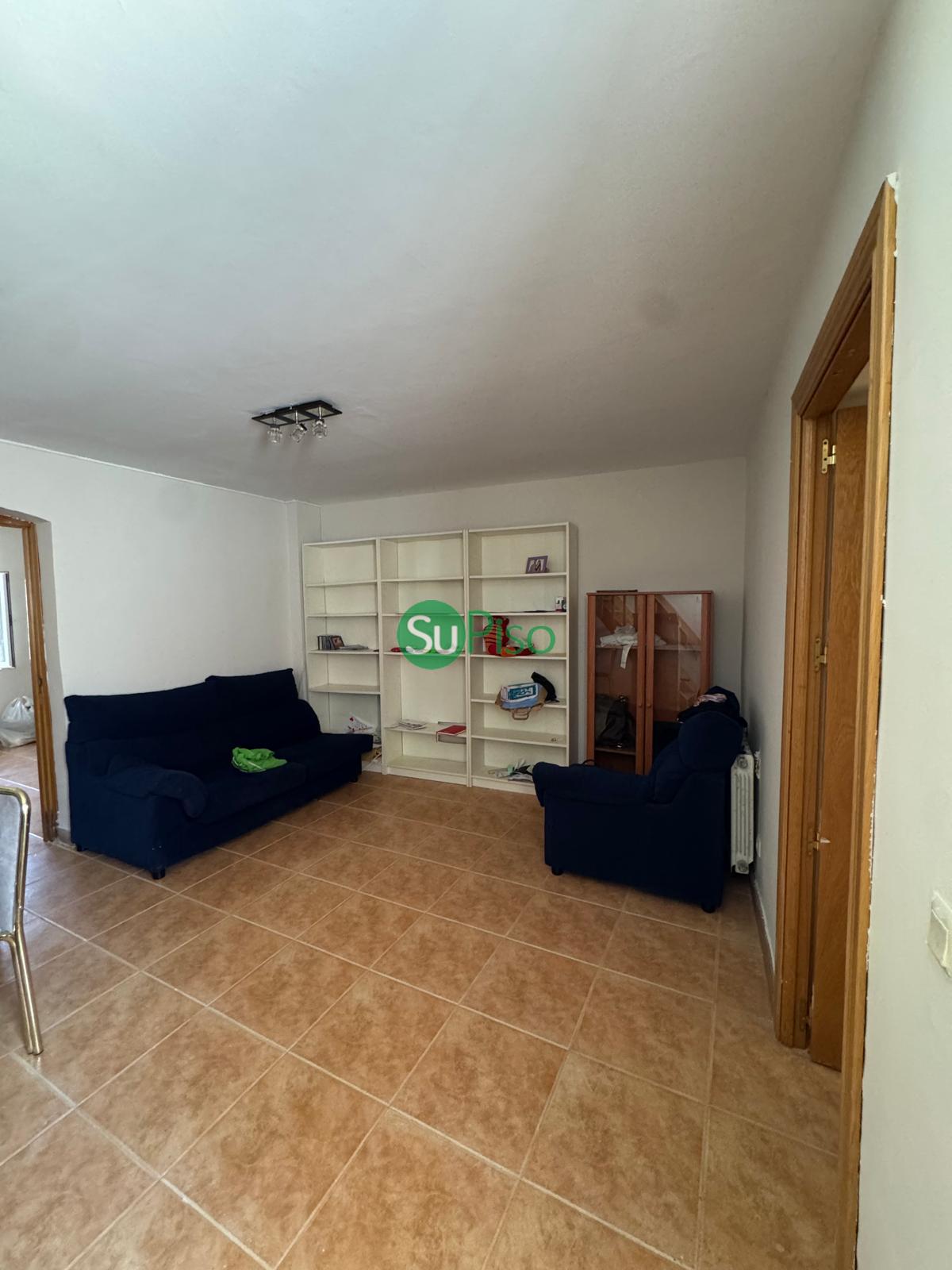 For sale of house in Cedillo del Condado