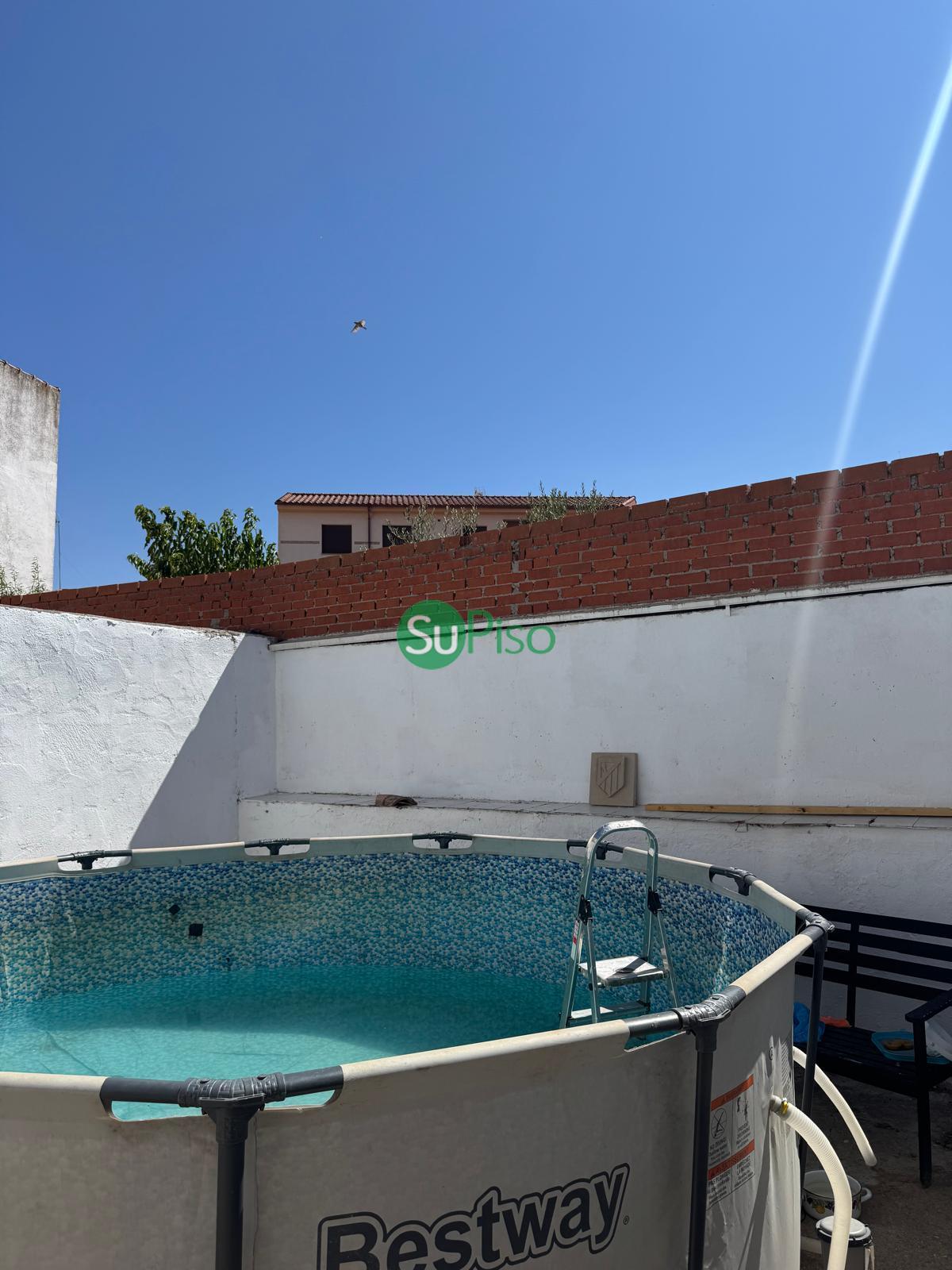 For sale of house in Cedillo del Condado