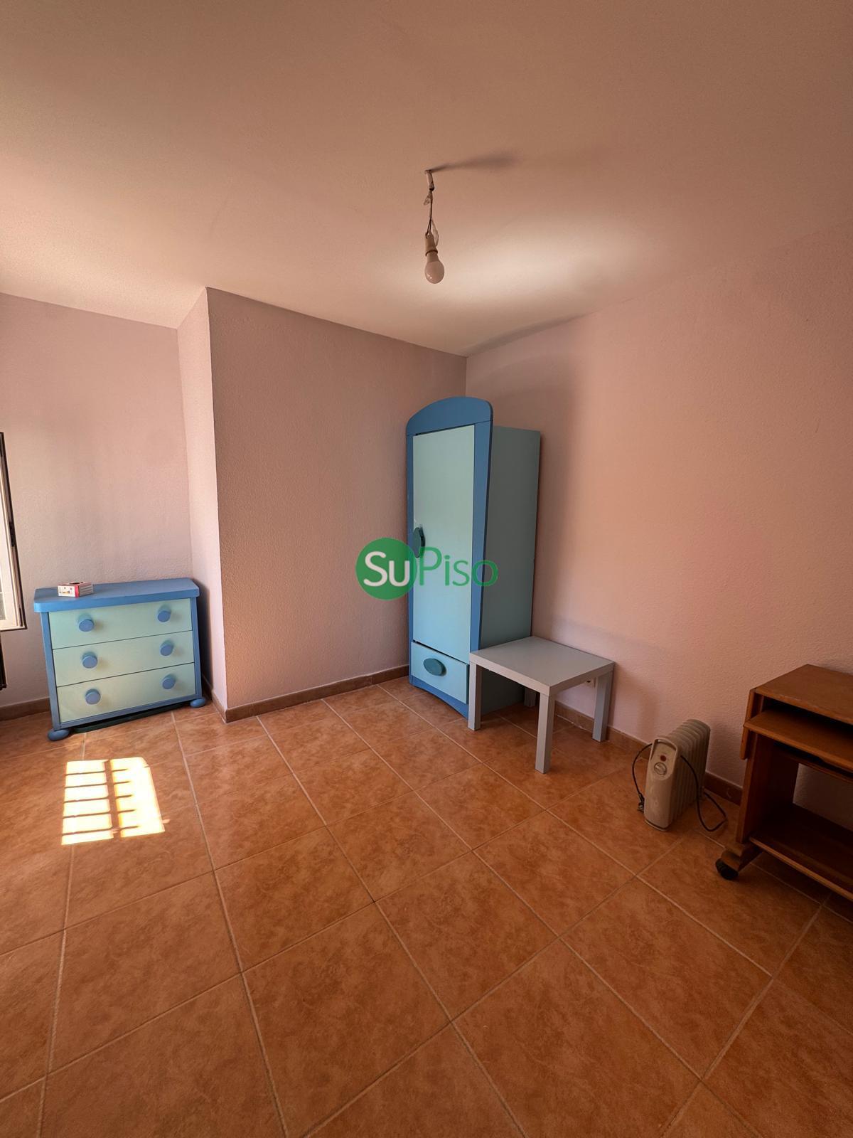 For sale of house in Cedillo del Condado