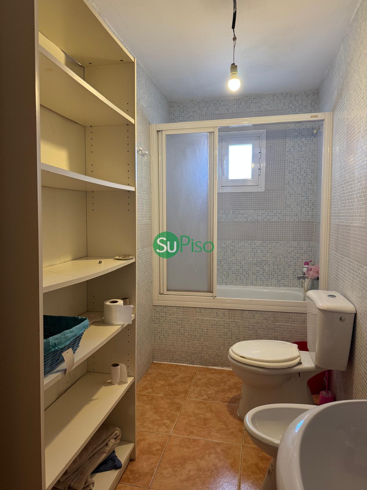 For sale of house in Cedillo del Condado