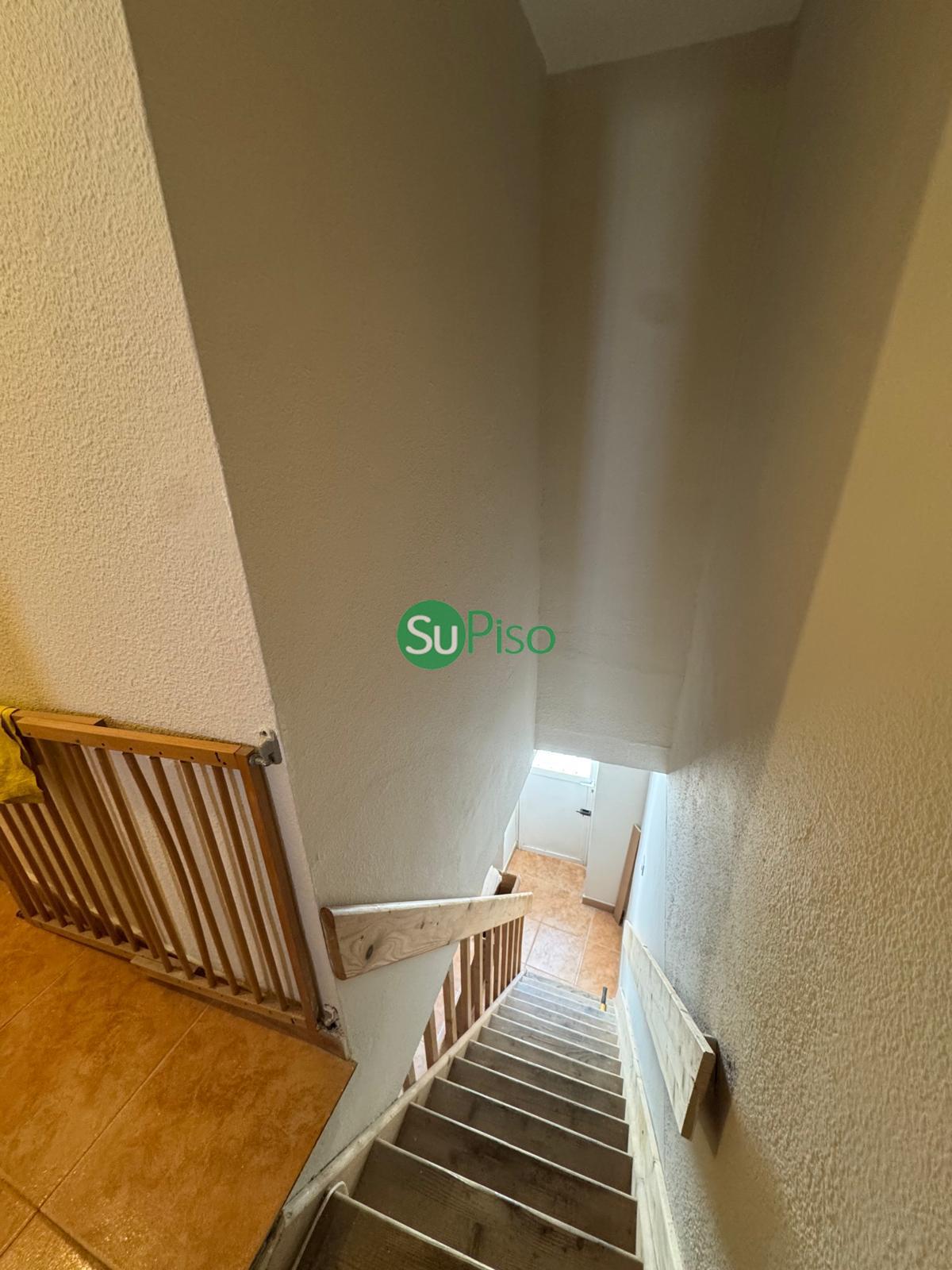 For sale of house in Cedillo del Condado