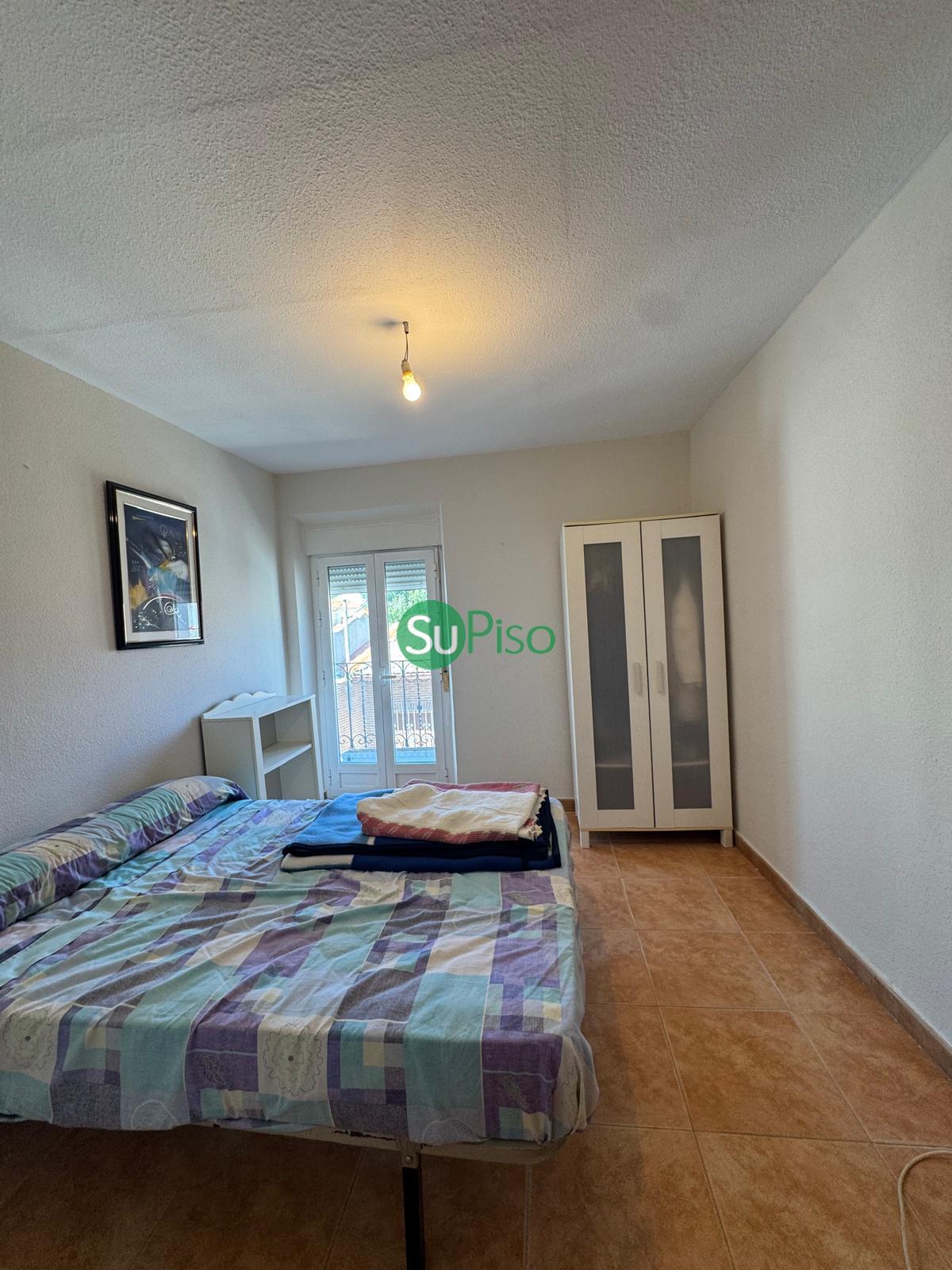 For sale of house in Cedillo del Condado