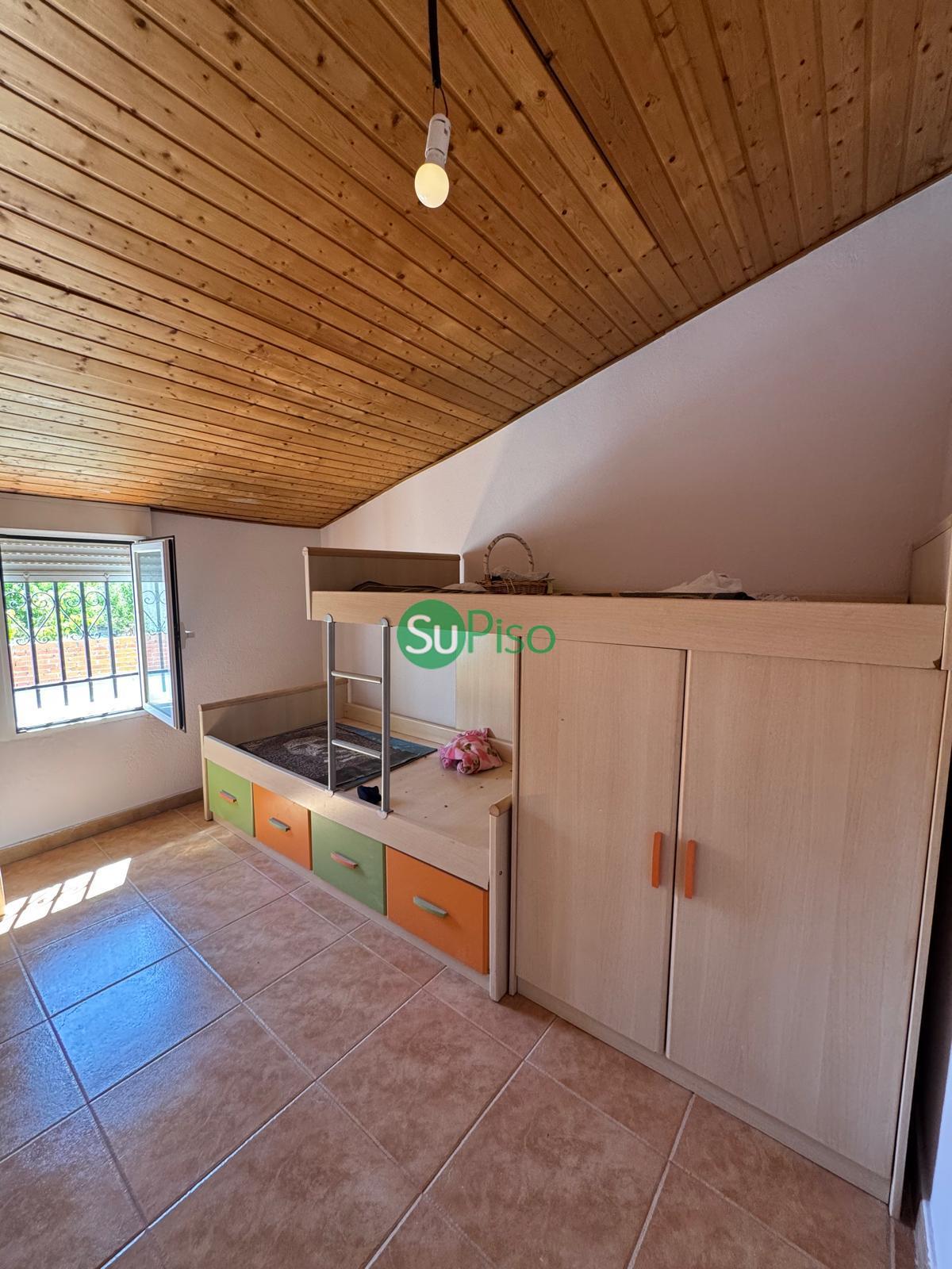 For sale of house in Cedillo del Condado