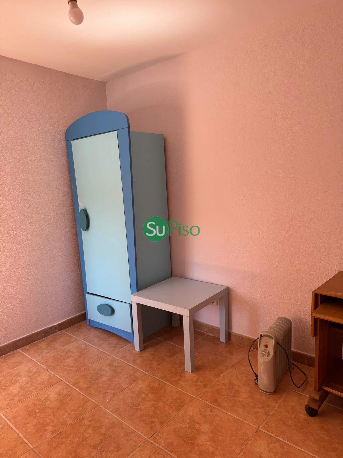 For sale of house in Cedillo del Condado